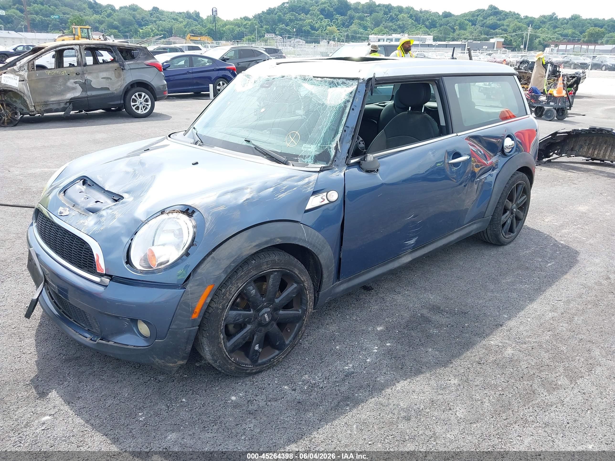 2010 Mini Cooper S Clubman   Blue vin: WMWMM3C53ATZ33497