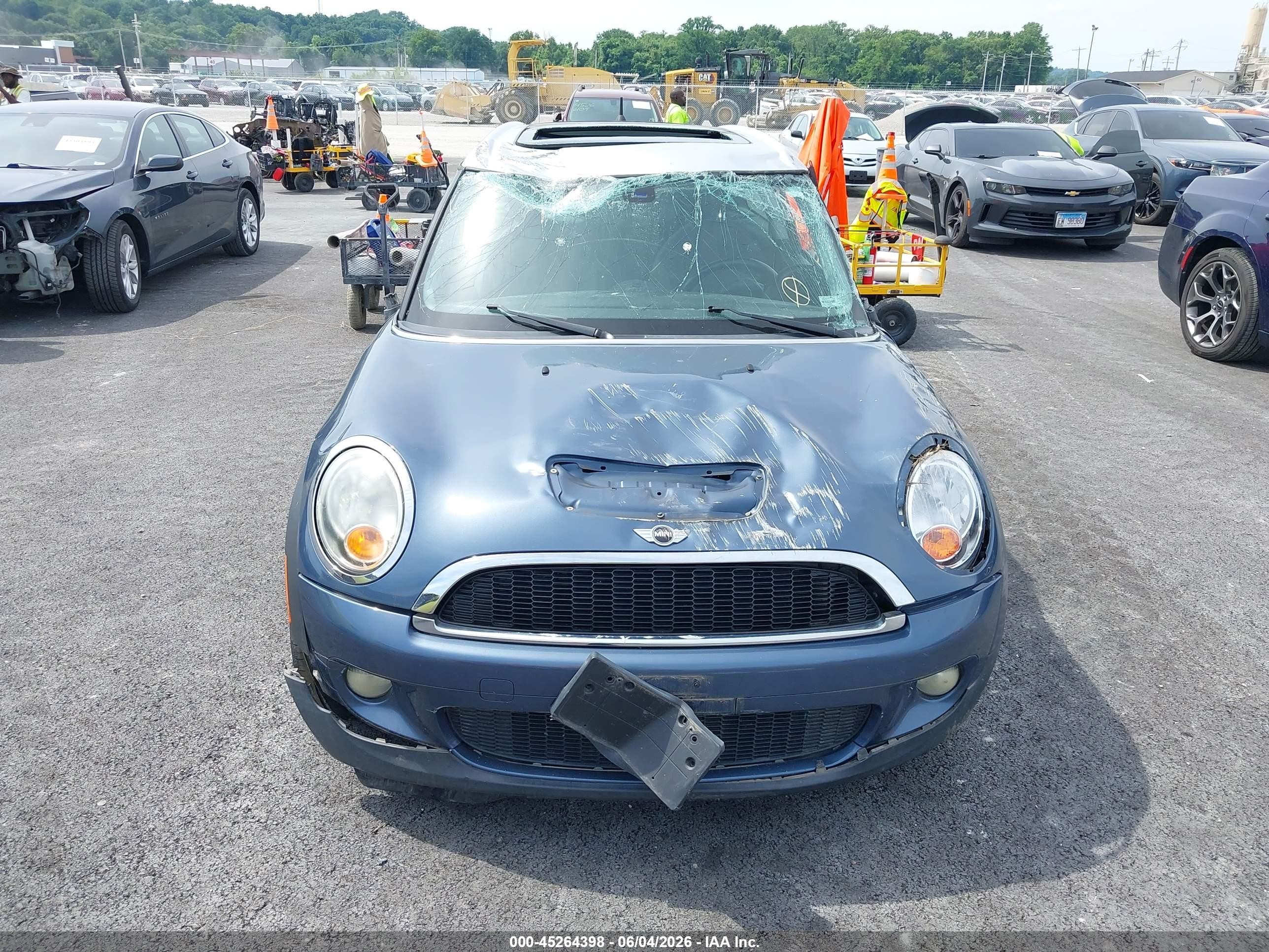 2010 Mini Cooper S Clubman   Blue vin: WMWMM3C53ATZ33497