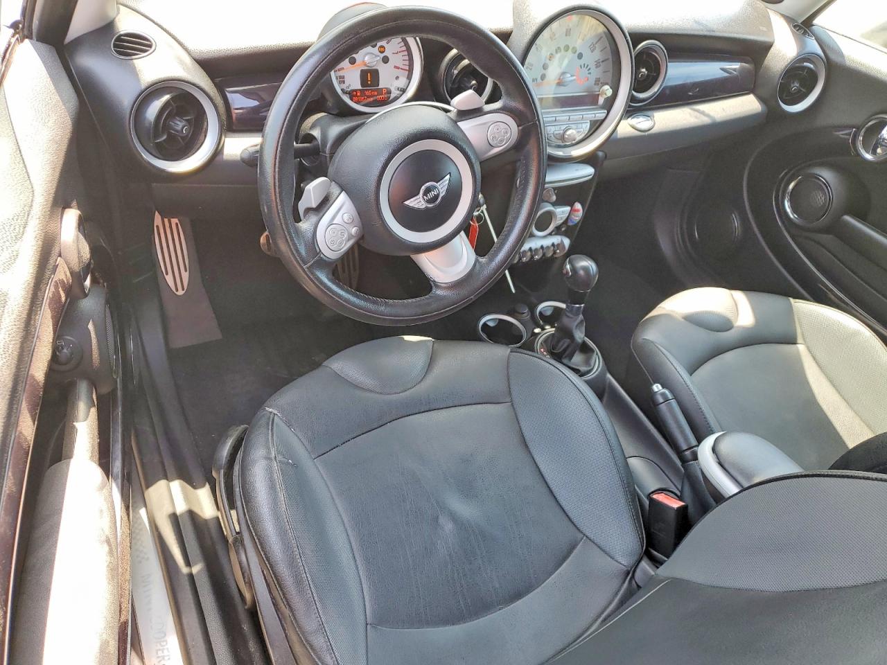 2010 Mini Cooper S Clubman Gray vin: WMWMM3C54ATP94223