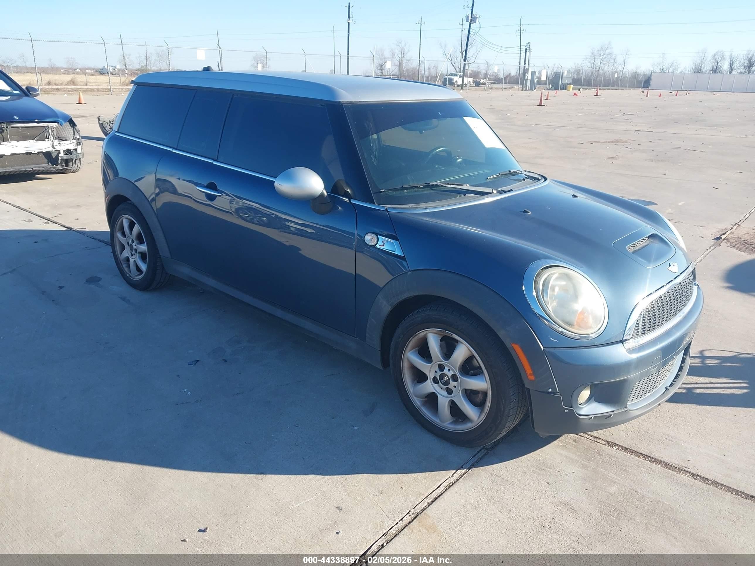 2010 Mini Cooper S Clubman   Light Blue vin: WMWMM3C54ATP94609