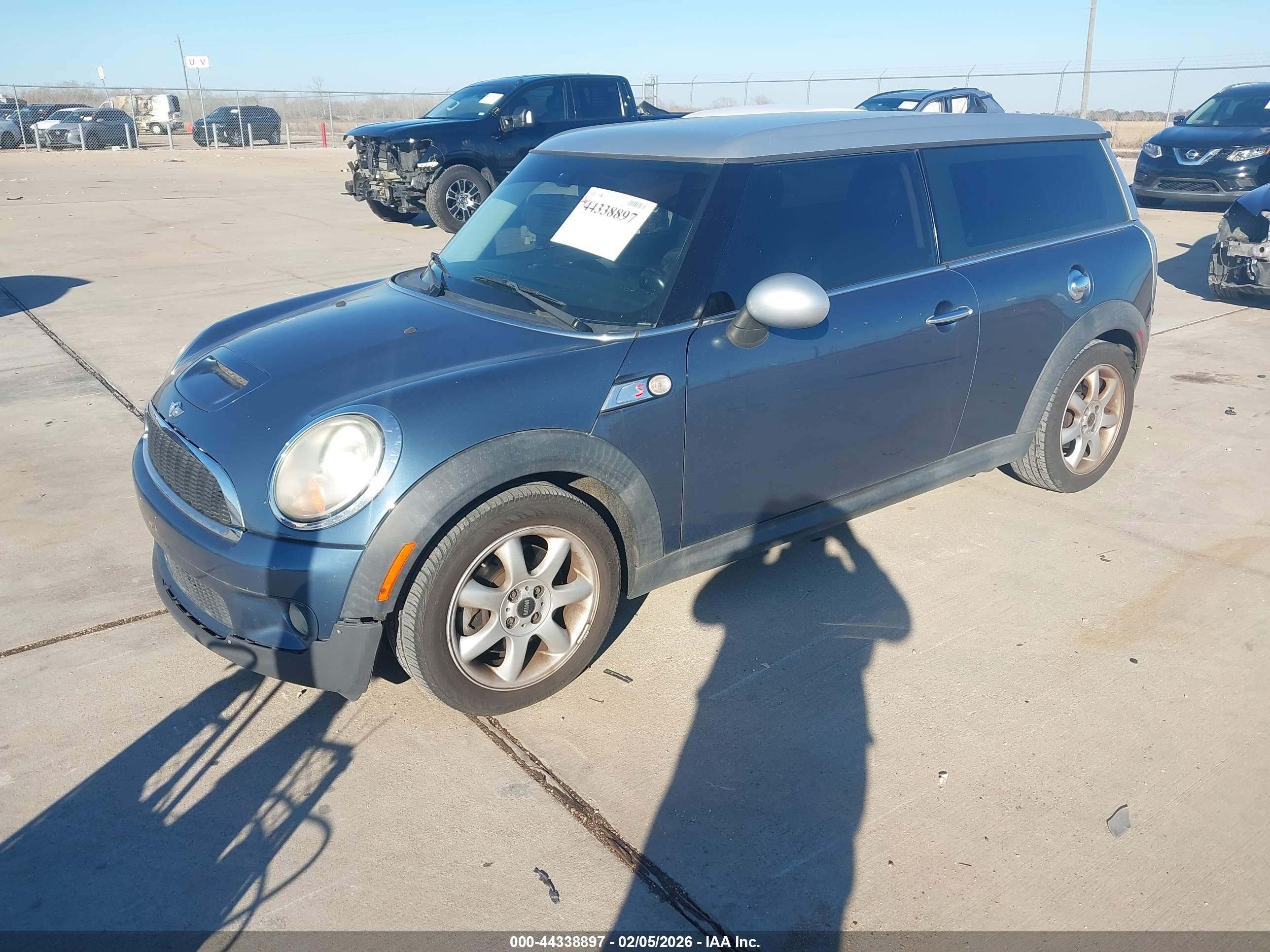2010 Mini Cooper S Clubman   Light Blue vin: WMWMM3C54ATP94609
