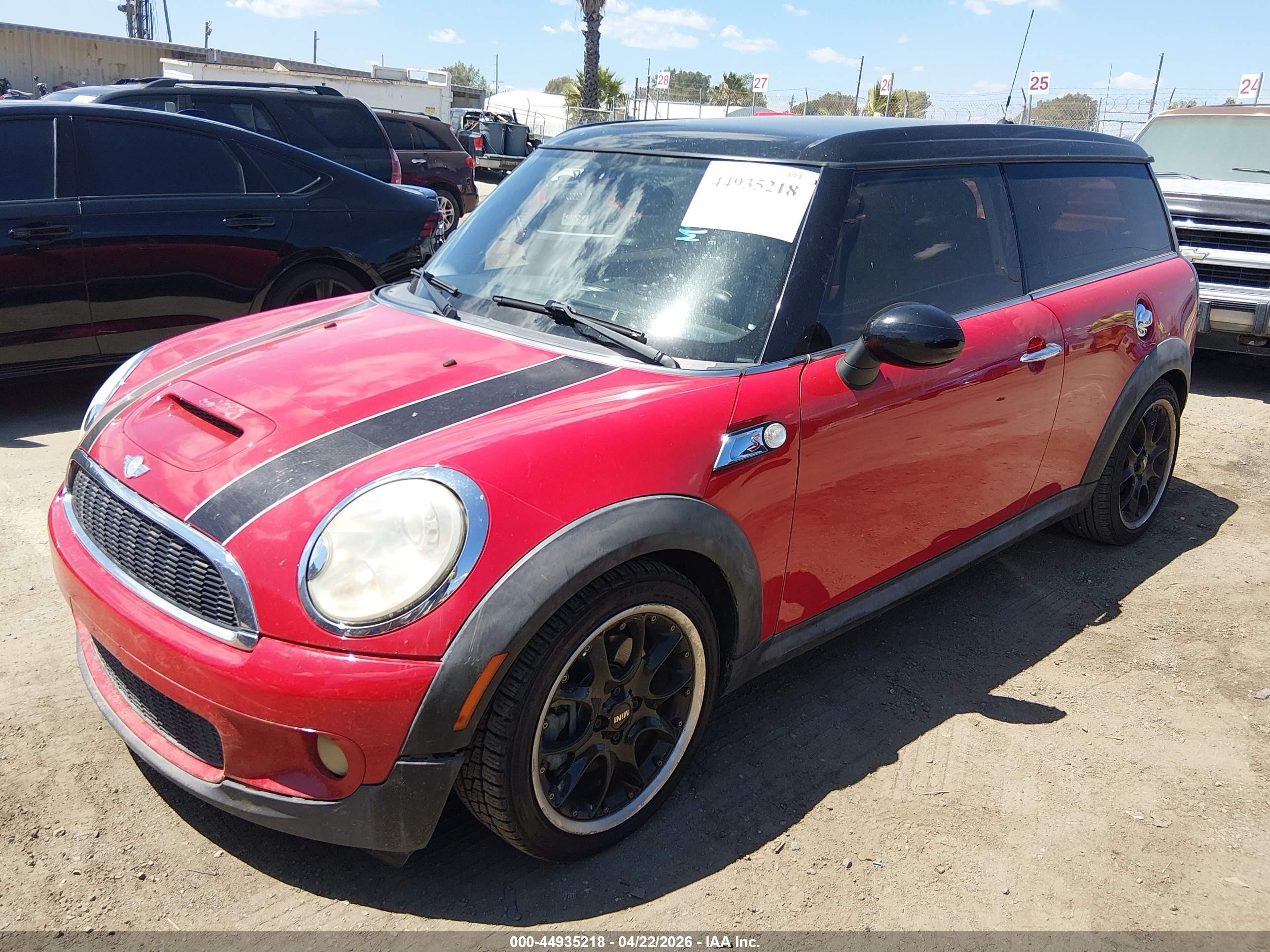 2010 Mini Cooper S Clubman   Red vin: WMWMM3C55ATZ32965