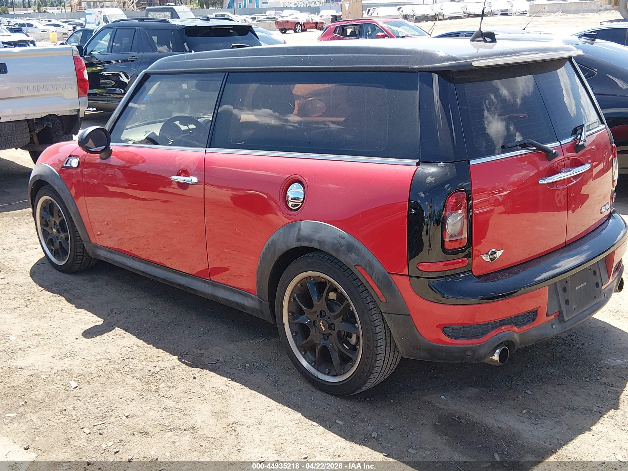 2010 Mini Cooper S Clubman   Red vin: WMWMM3C55ATZ32965