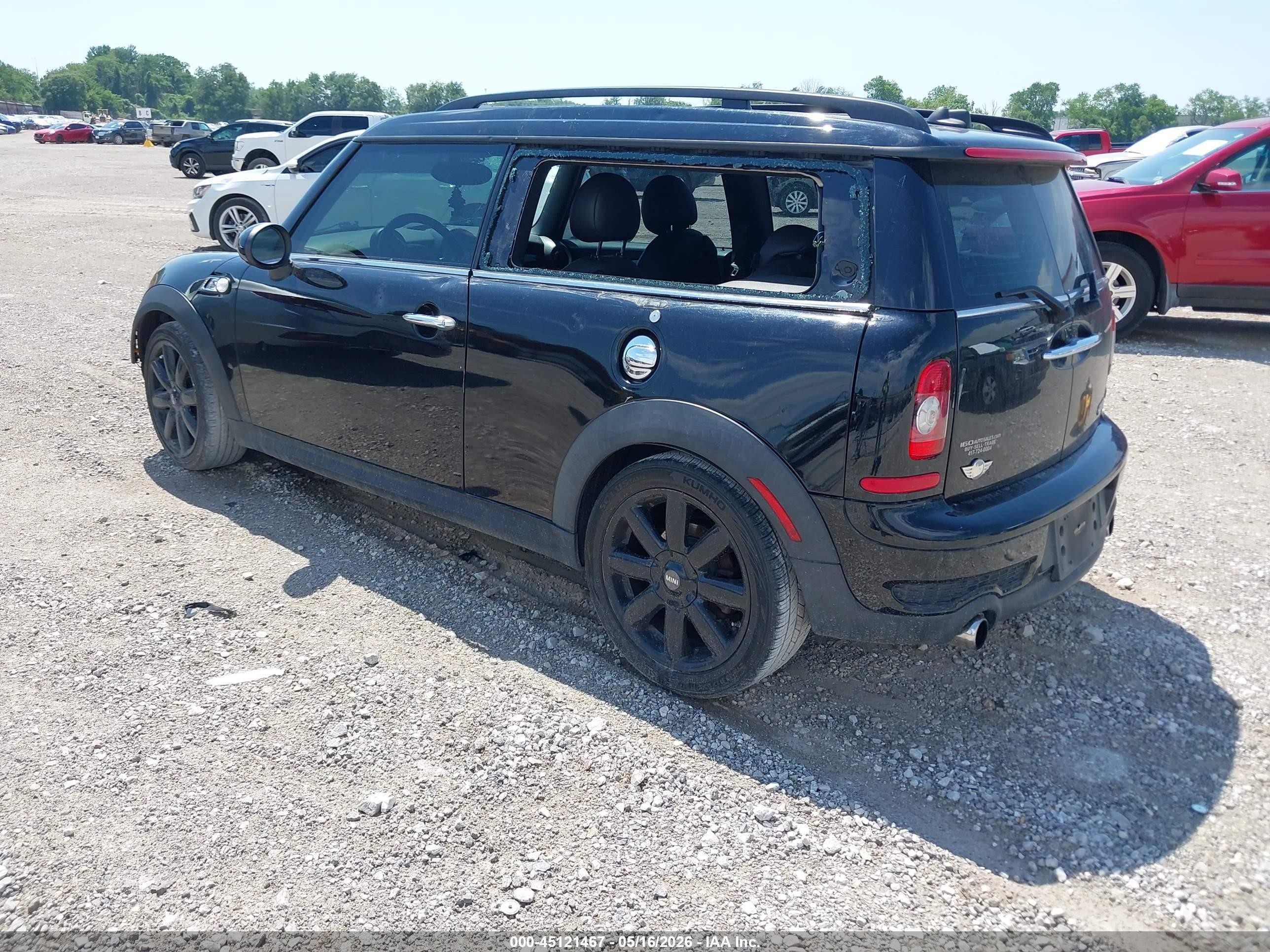2010 Mini Cooper S Clubman   Black vin: WMWMM3C56ATP76113