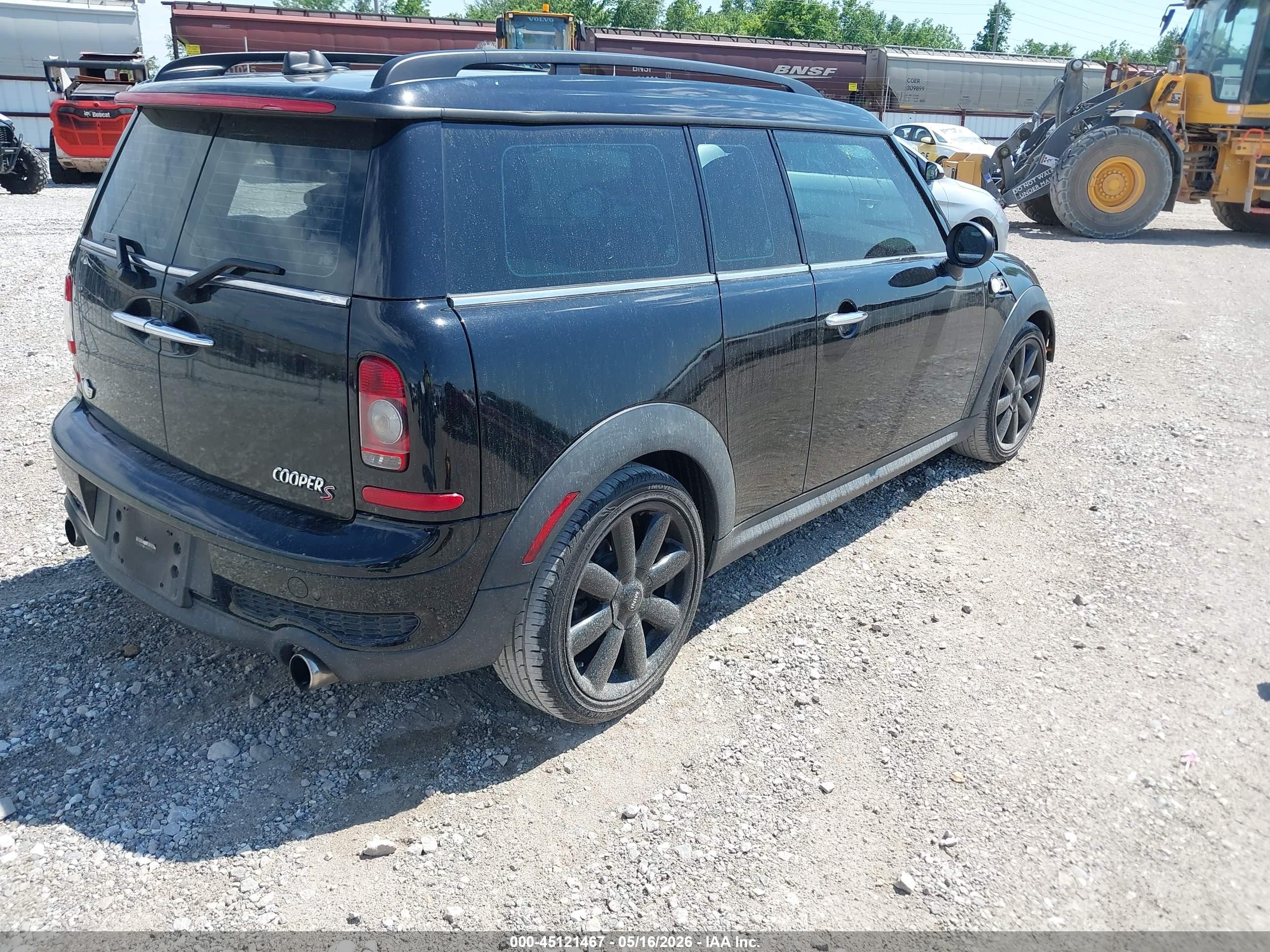2010 Mini Cooper S Clubman   Black vin: WMWMM3C56ATP76113