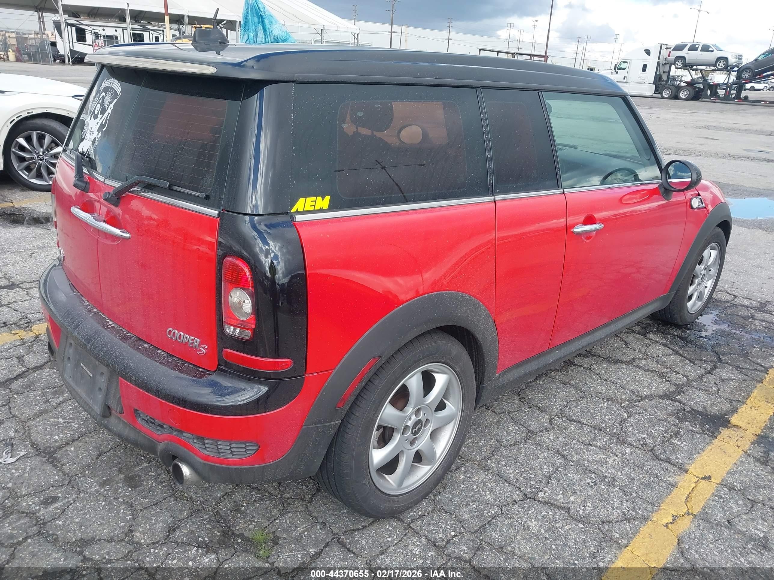 2010 Mini Cooper S Clubman   Red vin: WMWMM3C56ATP94157