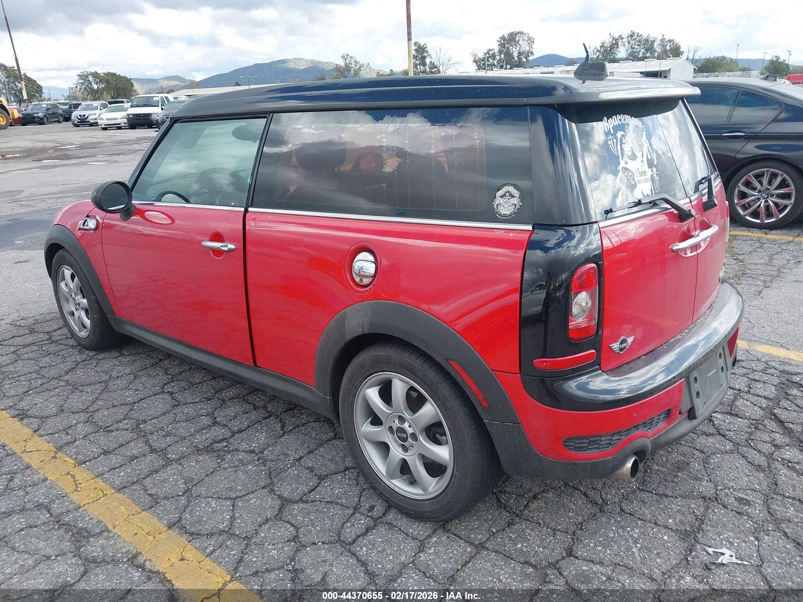 2010 Mini Cooper S Clubman   Red vin: WMWMM3C56ATP94157