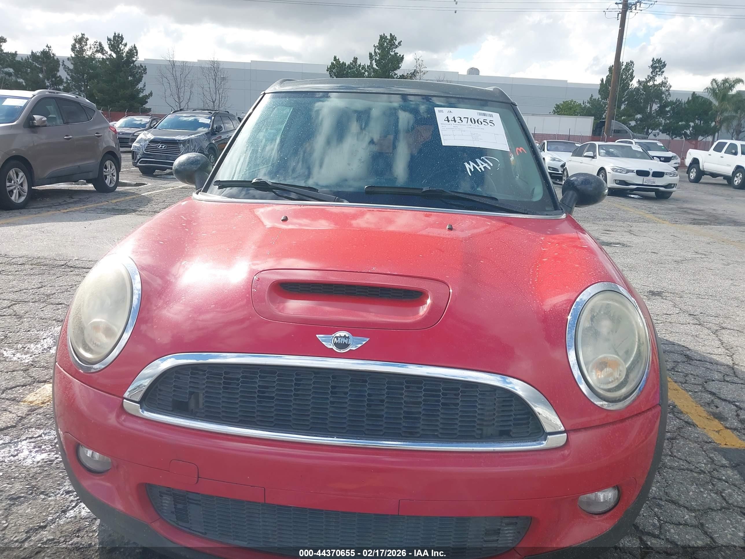 2010 Mini Cooper S Clubman   Red vin: WMWMM3C56ATP94157