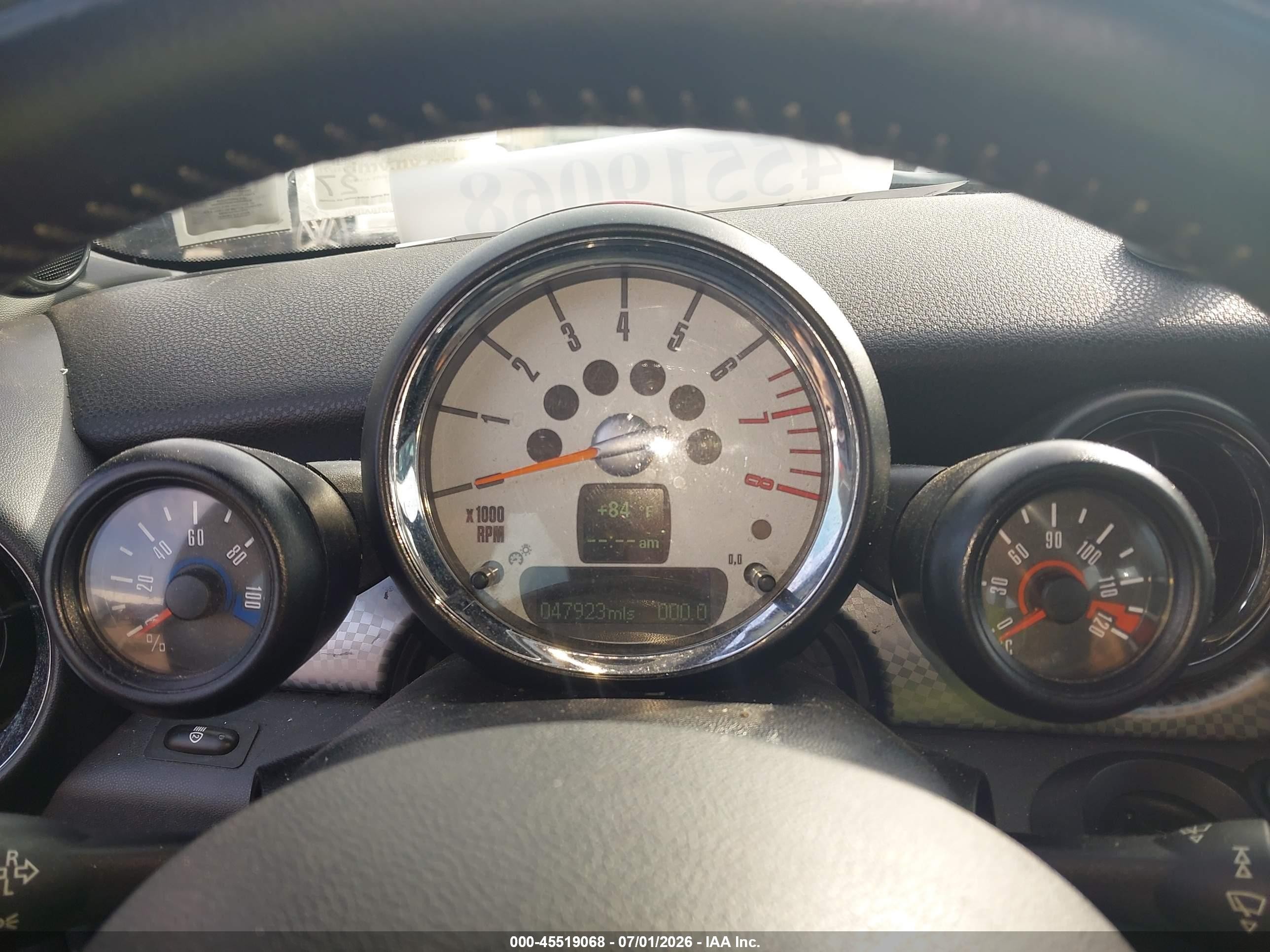 2010 Mini Cooper S Clubman   Red vin: WMWMM3C59ATP76414