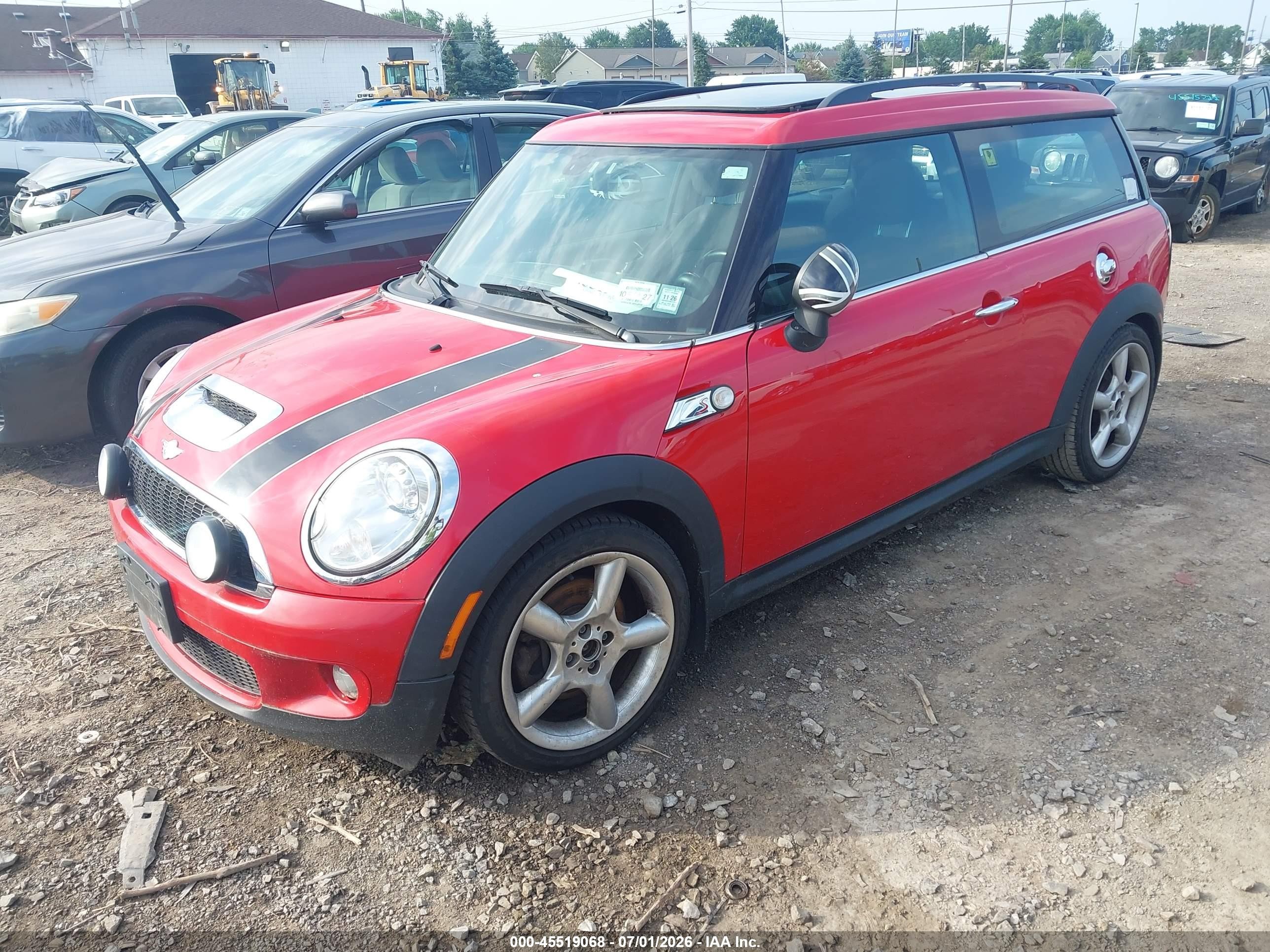 2010 Mini Cooper S Clubman   Red vin: WMWMM3C59ATP76414