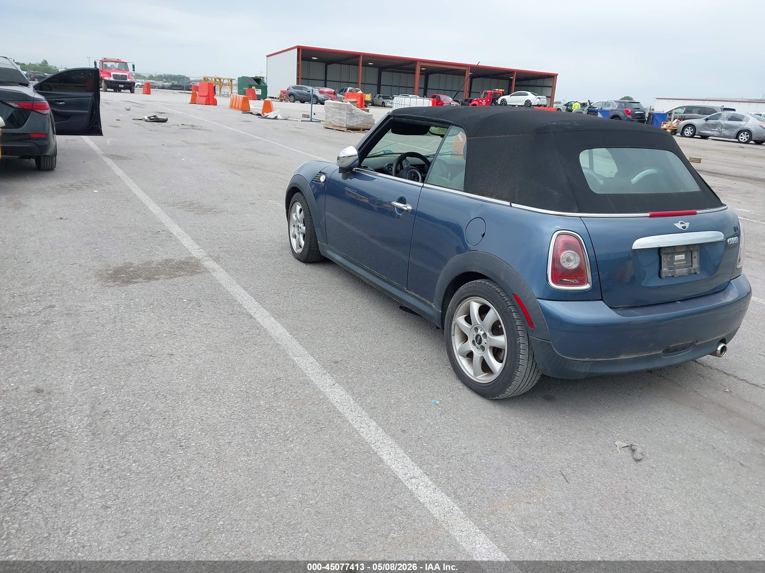 2009 Mini Cooper   Синий vin: WMWMR33529TU96041