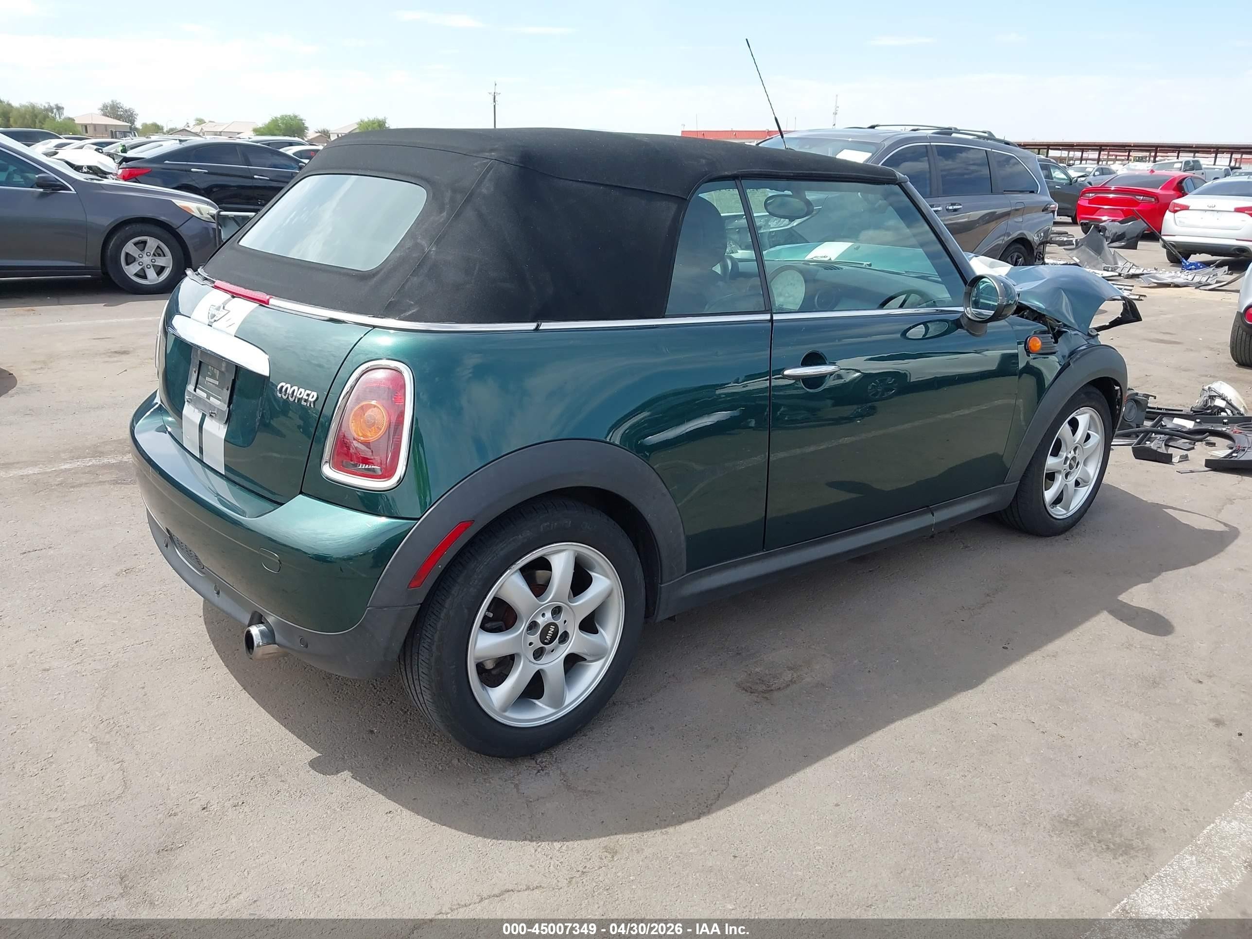 2009 Mini Cooper   Green vin: WMWMR33569TJ93909