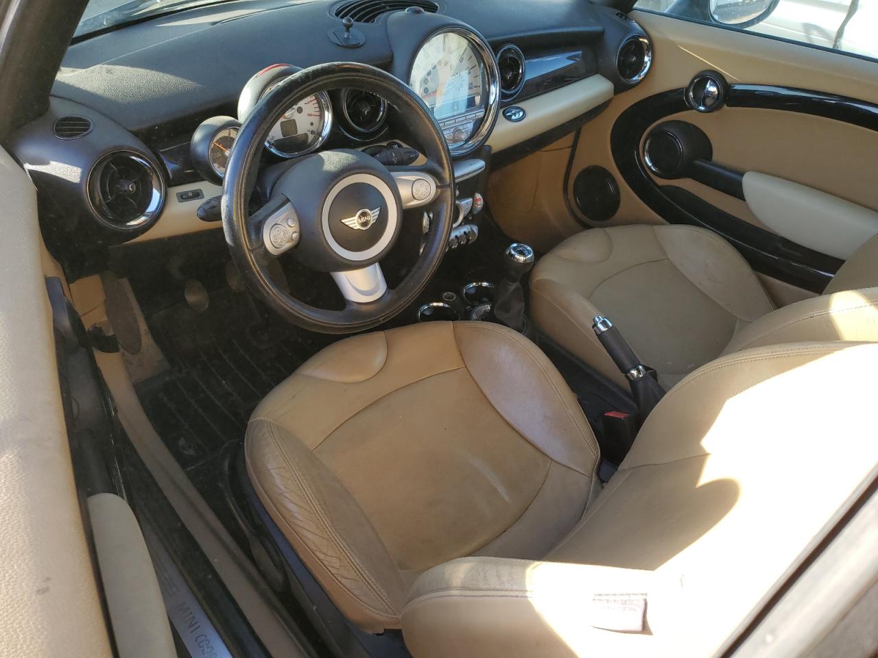 2009 Mini Cooper Black vin: WMWMR33579TJ93532