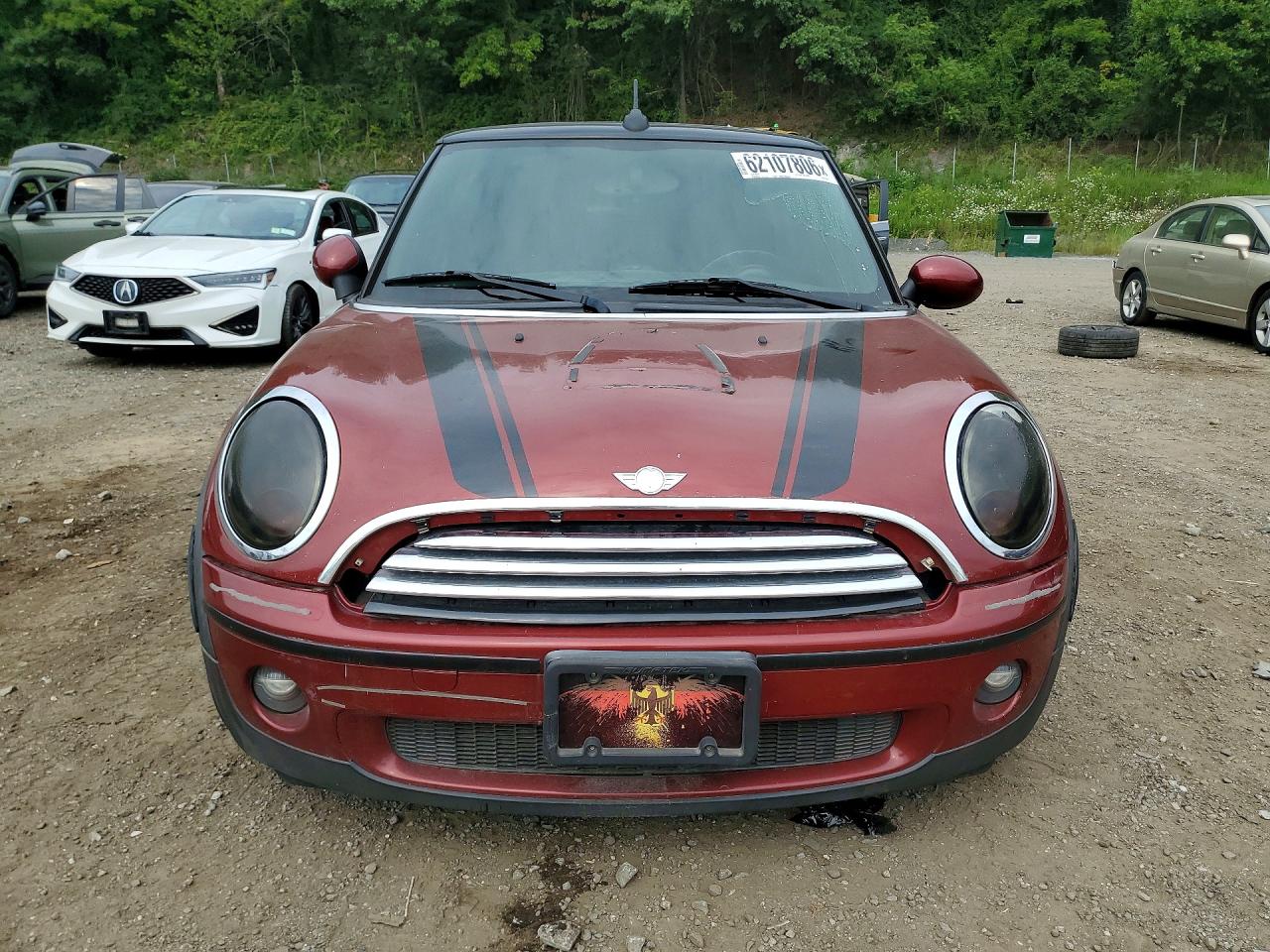 2010 Mini Cooper Maroon vin: WMWMR3C50ATZ19087