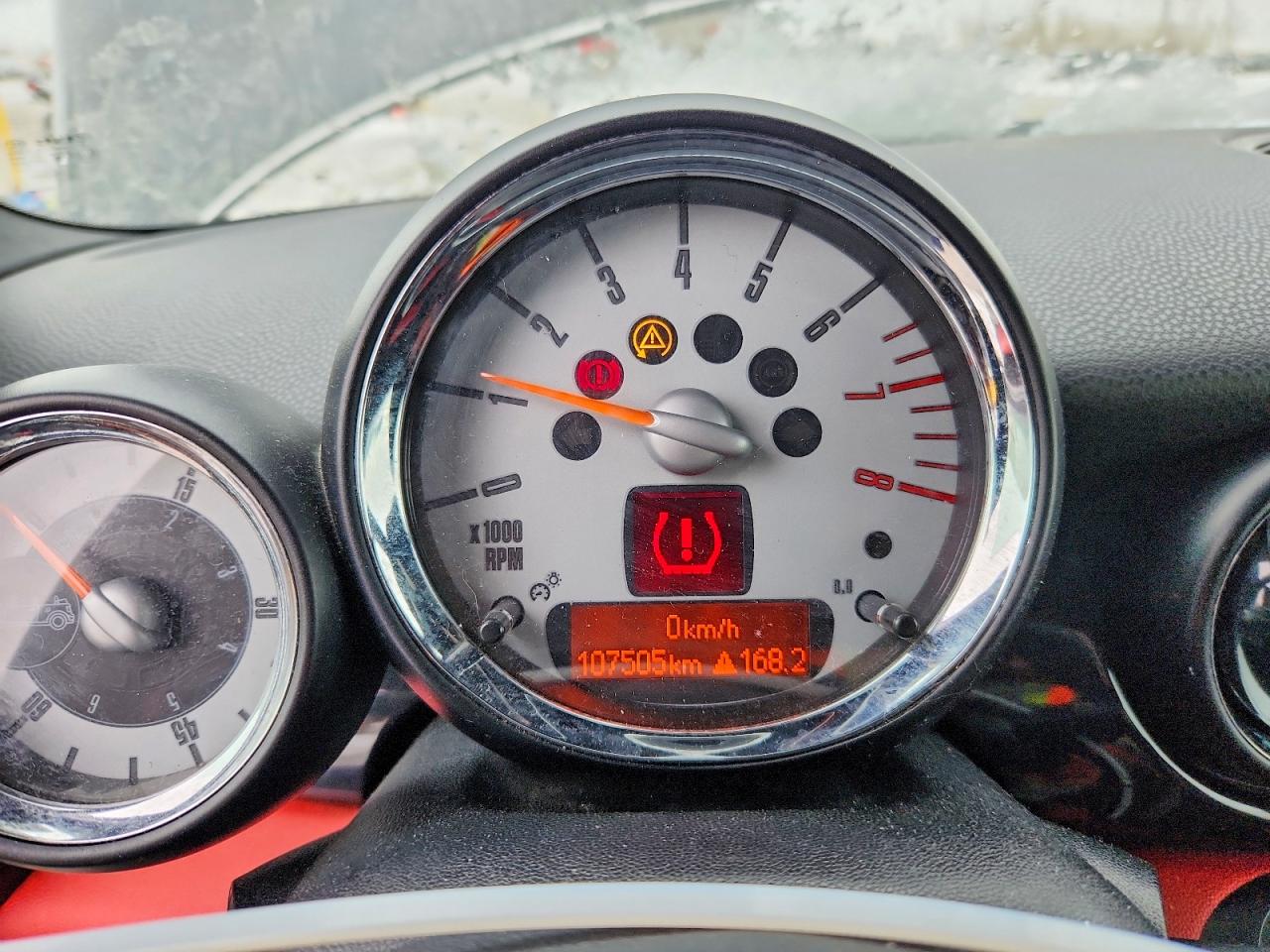 2010 Mini Cooper Charcoal vin: WMWMR3C50ATZ19641