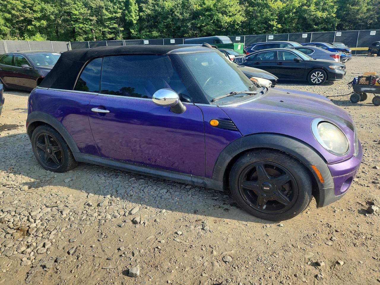 2010 Mini Cooper Purple vin: WMWMR3C56ATZ18901