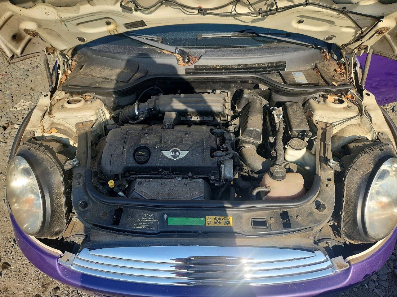 2010 Mini Cooper Purple vin: WMWMR3C56ATZ18901