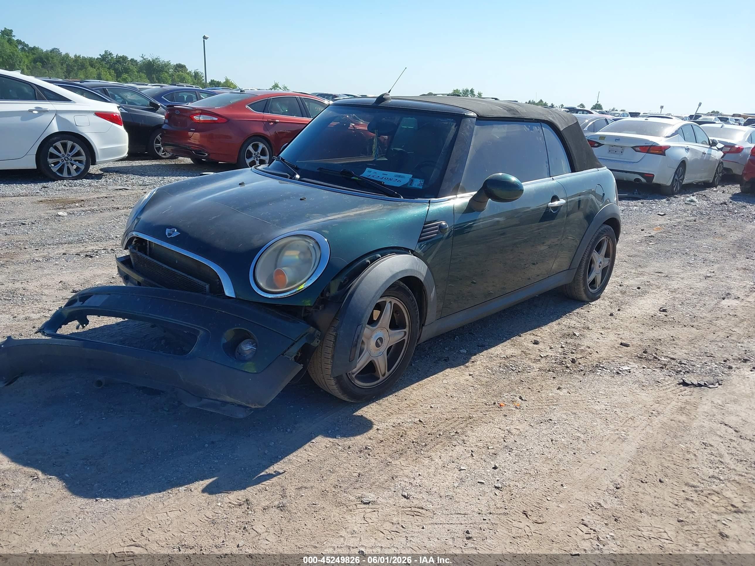 2010 Mini Cooper   Green vin: WMWMR3C5XATZ19243