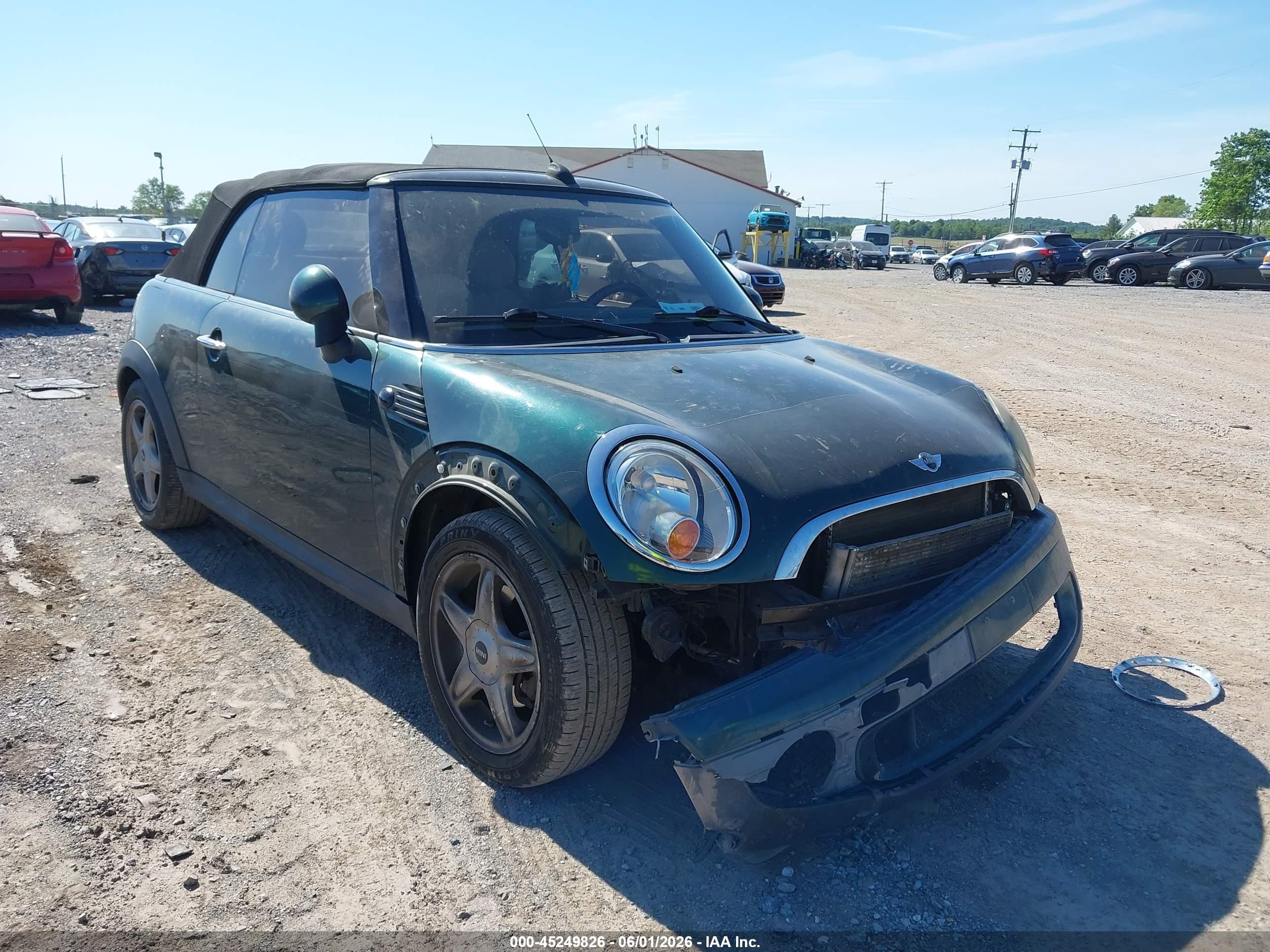 2010 Mini Cooper   Green vin: WMWMR3C5XATZ19243