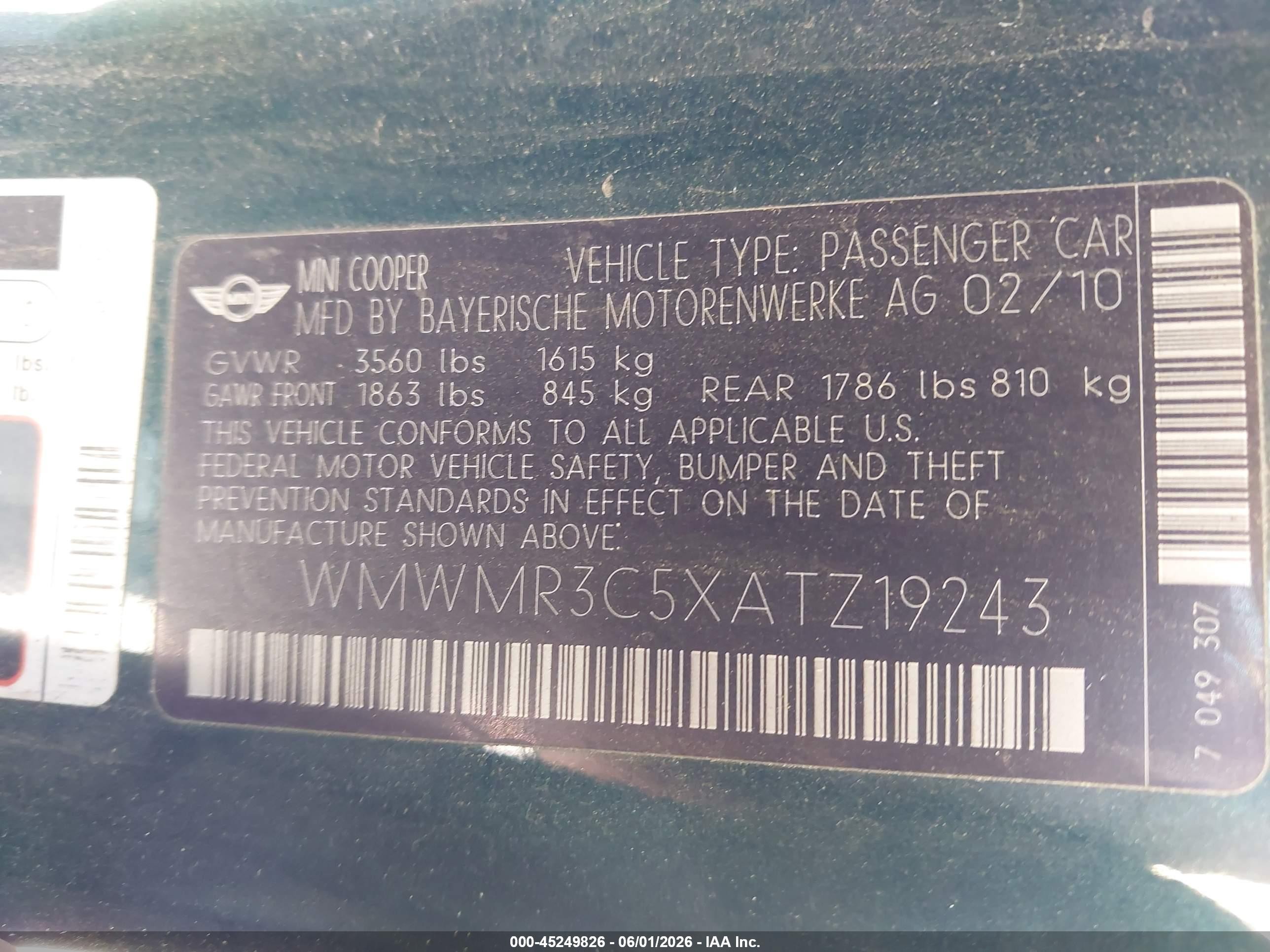 2010 Mini Cooper   Green vin: WMWMR3C5XATZ19243