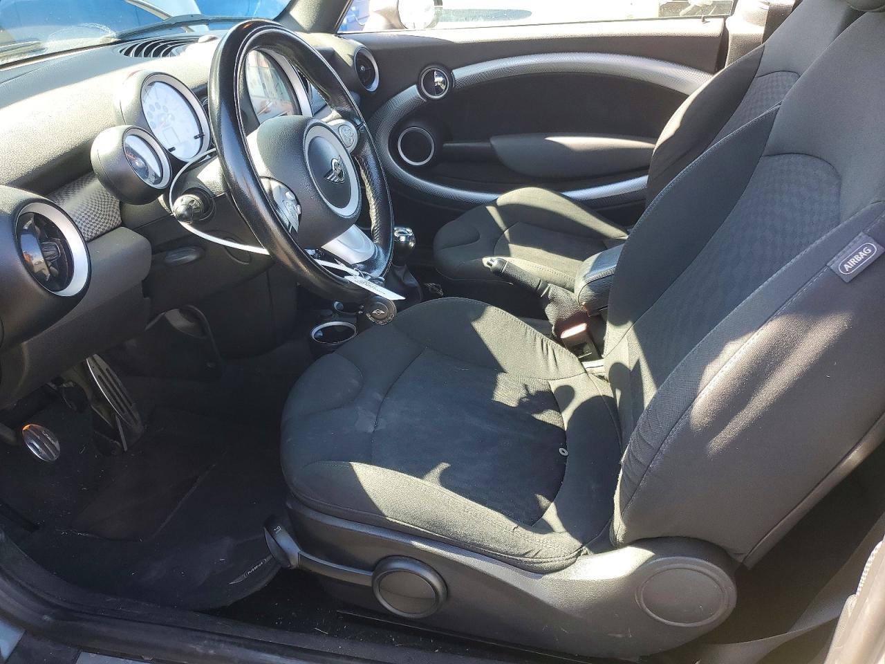 2009 Mini Cooper S Gray vin: WMWMS33529TY50239