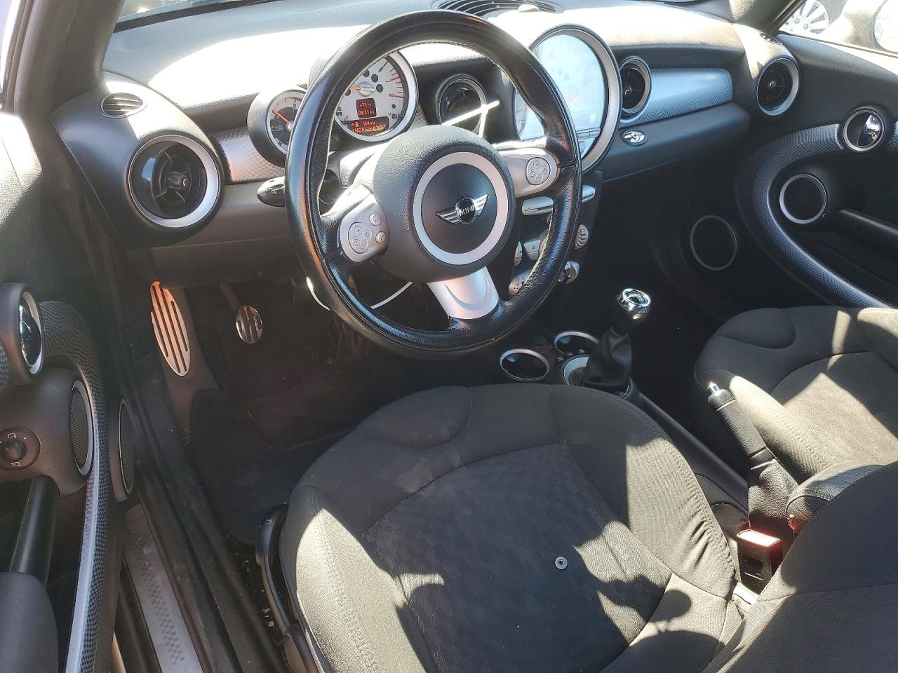 2009 Mini Cooper S Gray vin: WMWMS33529TY50239
