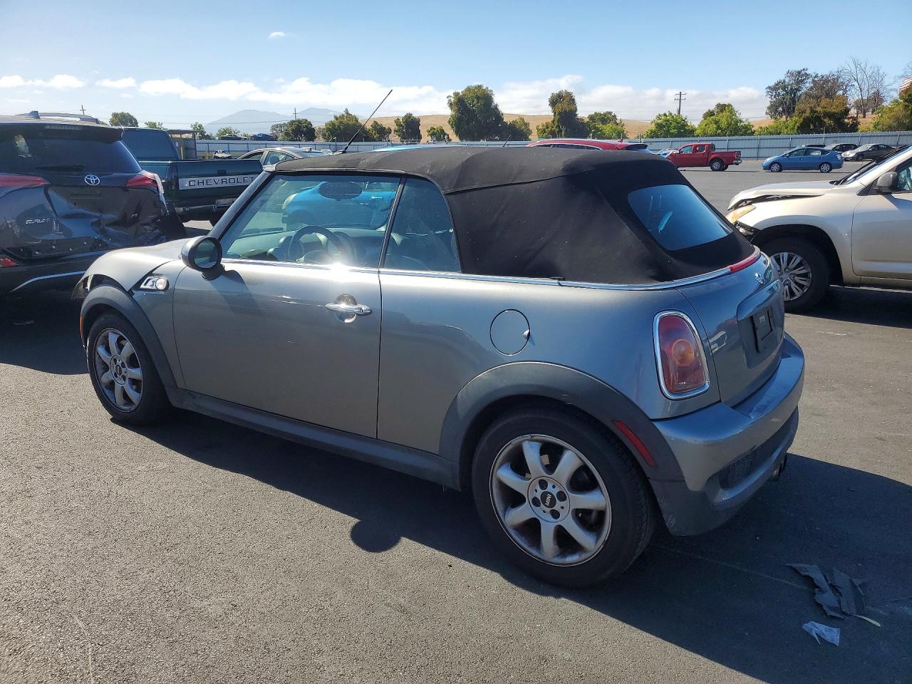 2009 Mini Cooper S Gray vin: WMWMS33529TY50239