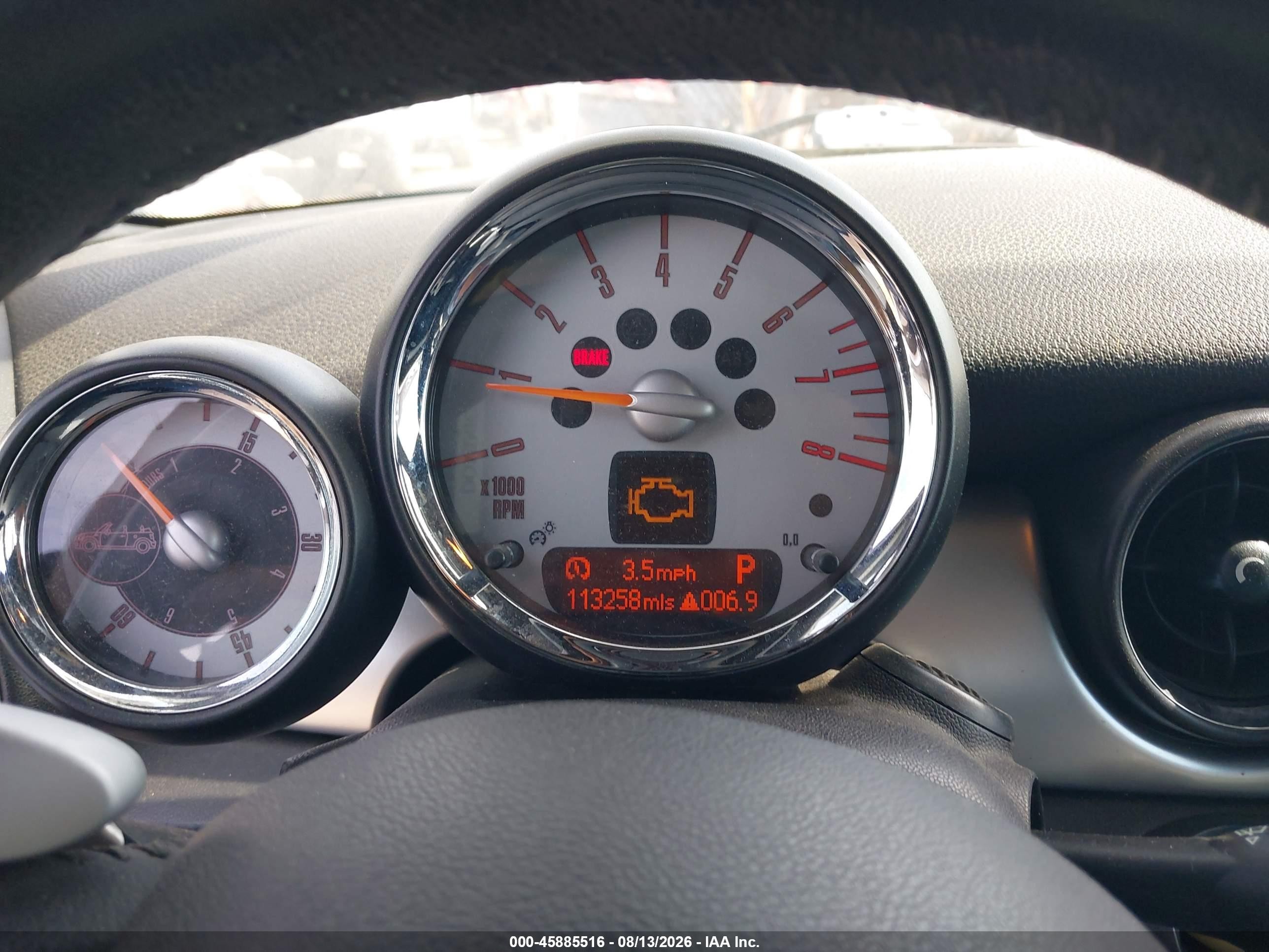 2009 Mini Cooper S   Silver vin: WMWMS33559TG89677