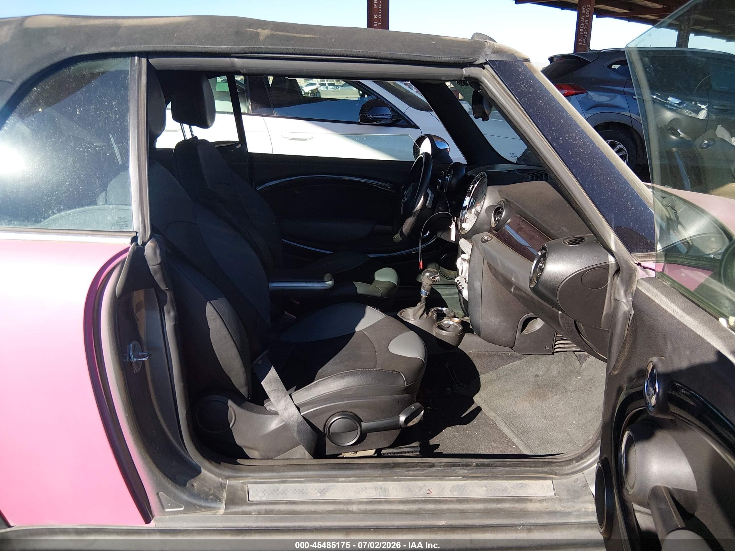 2009 Mini Cooper S   Pink vin: WMWMS33579TG89356