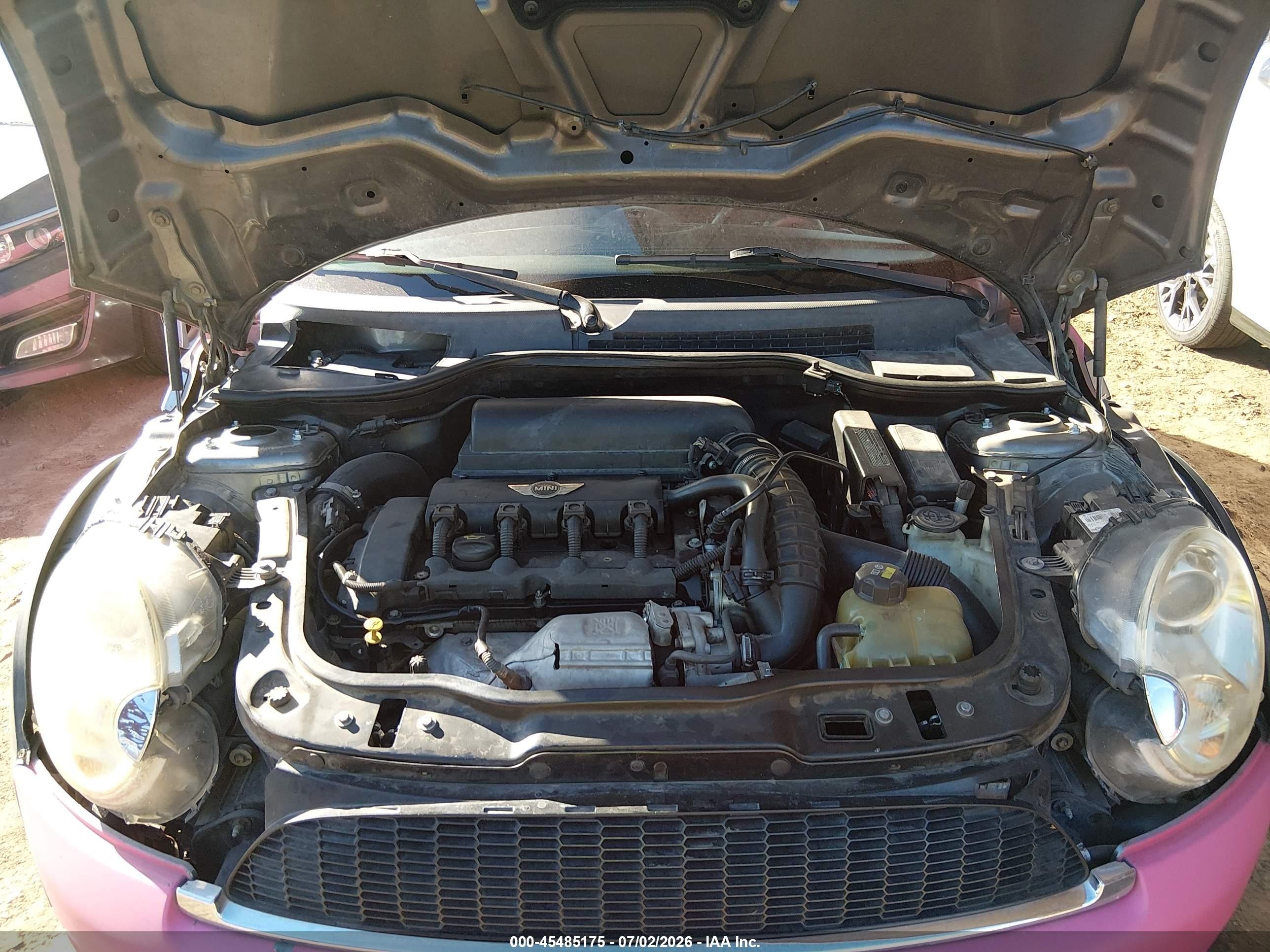 2009 Mini Cooper S   Pink vin: WMWMS33579TG89356