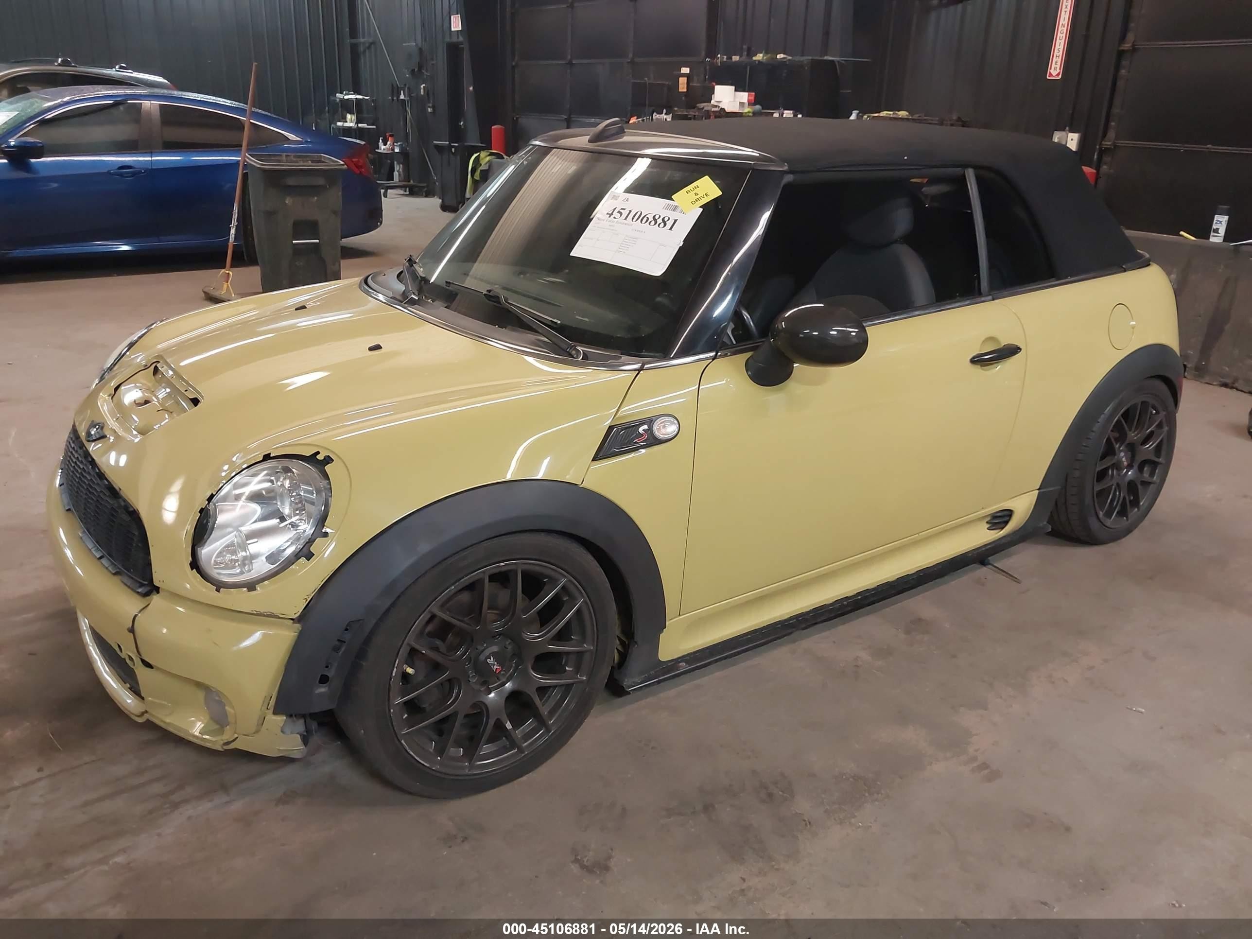 2009 Mini Cooper S   Green vin: WMWMS33599TG89116