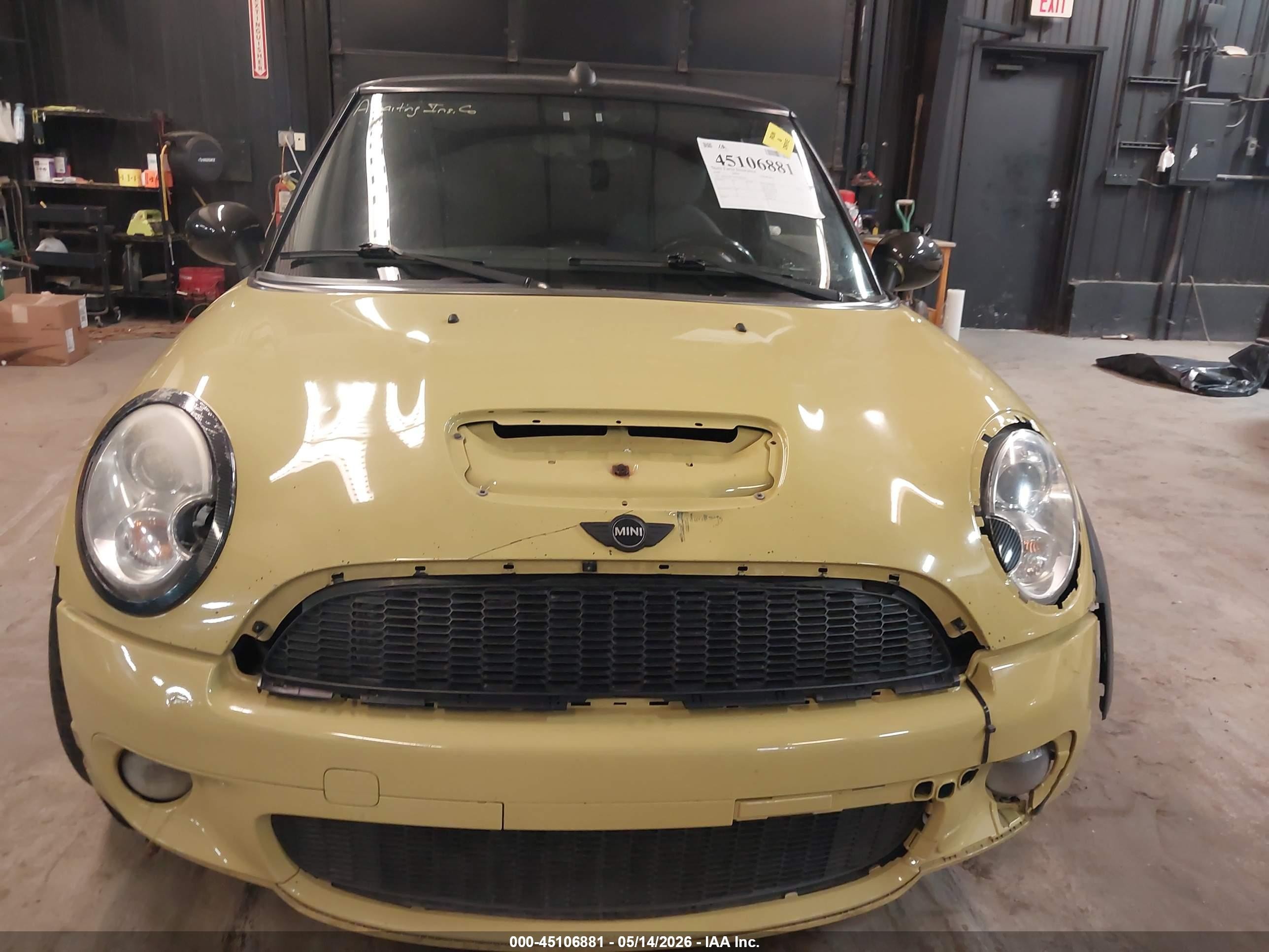 2009 Mini Cooper S   Green vin: WMWMS33599TG89116