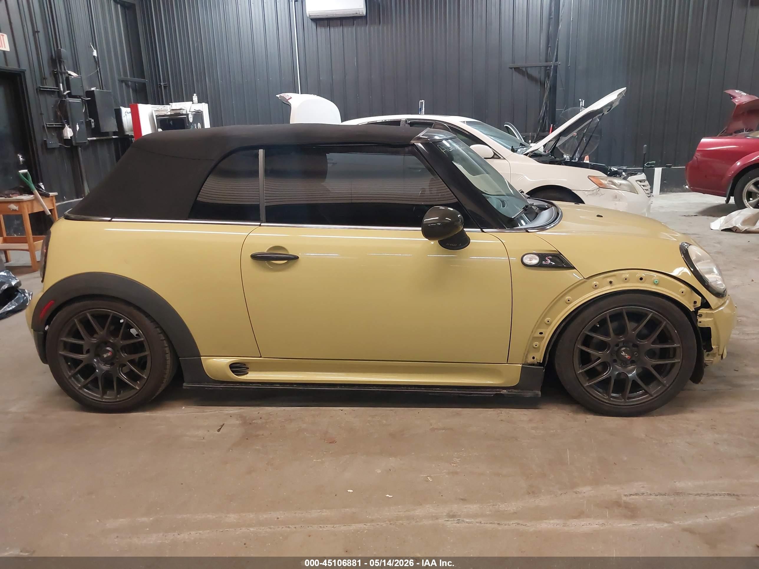 2009 Mini Cooper S   Green vin: WMWMS33599TG89116