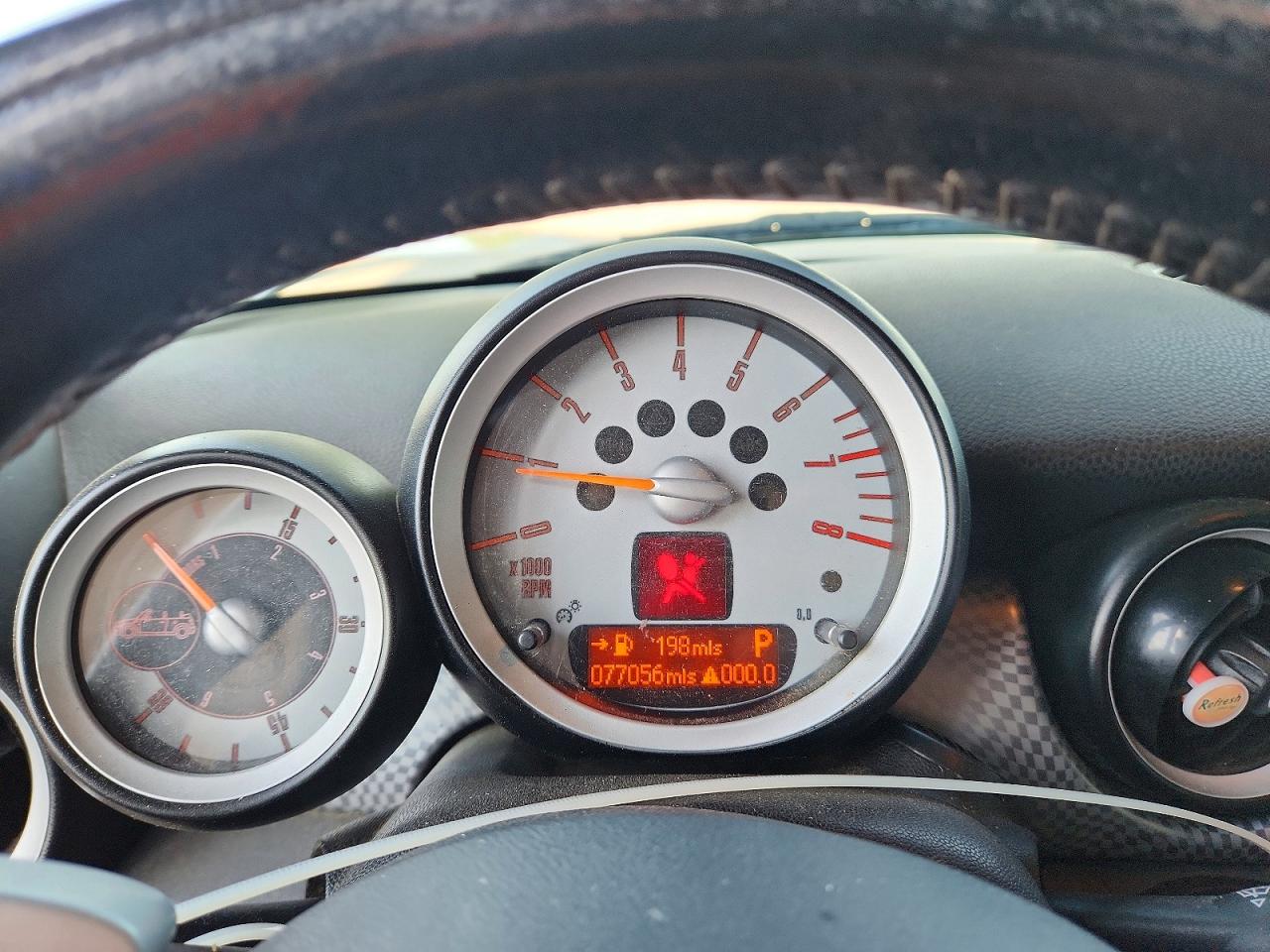 2010 Mini Cooper S Cream vin: WMWMS3C50ATZ84848