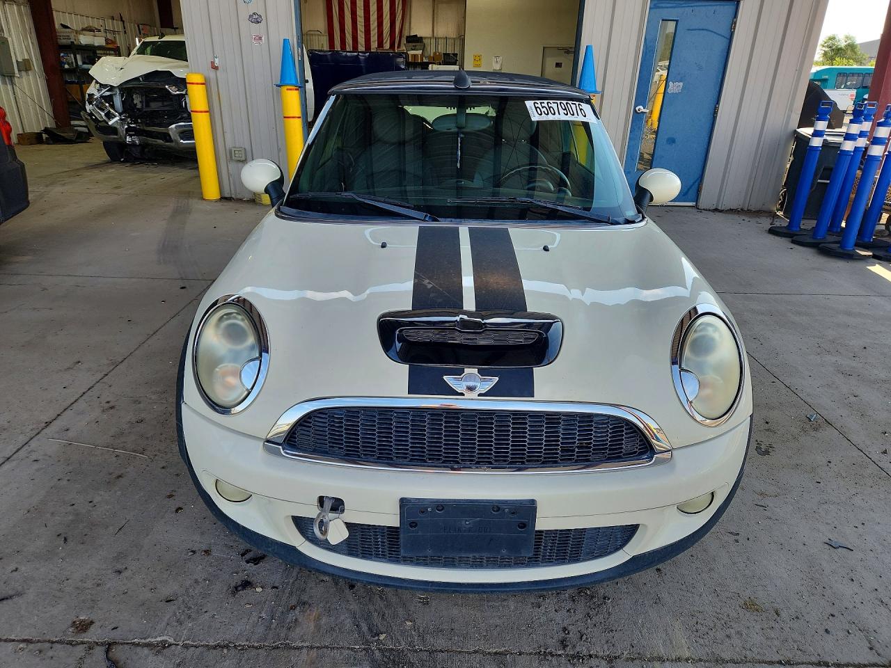2010 Mini Cooper S Cream vin: WMWMS3C50ATZ84848