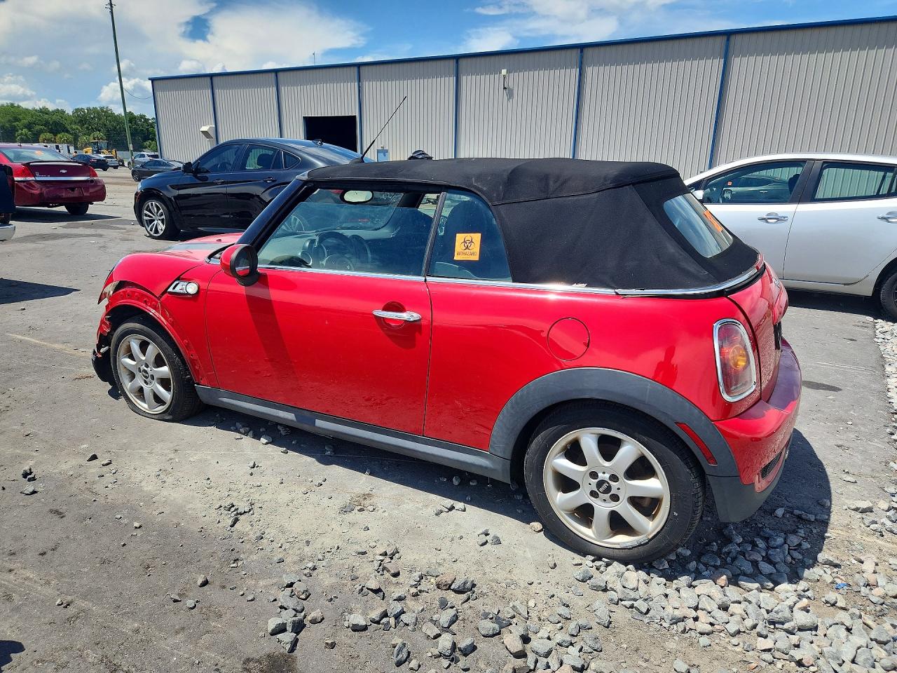 2010 Mini Cooper S Red vin: WMWMS3C51ATY08889