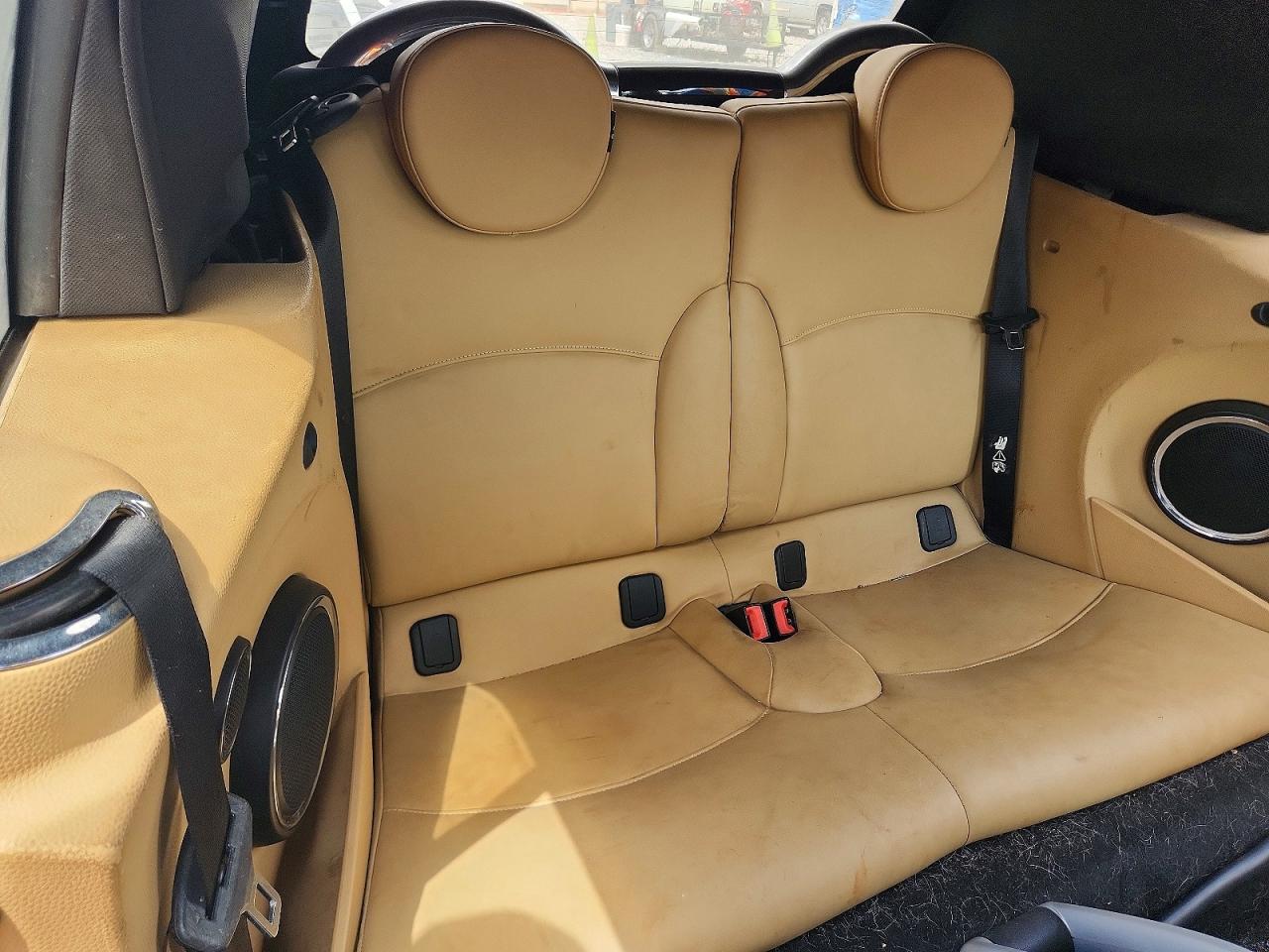 2010 Mini Cooper S Gold vin: WMWMS3C52ATY09307