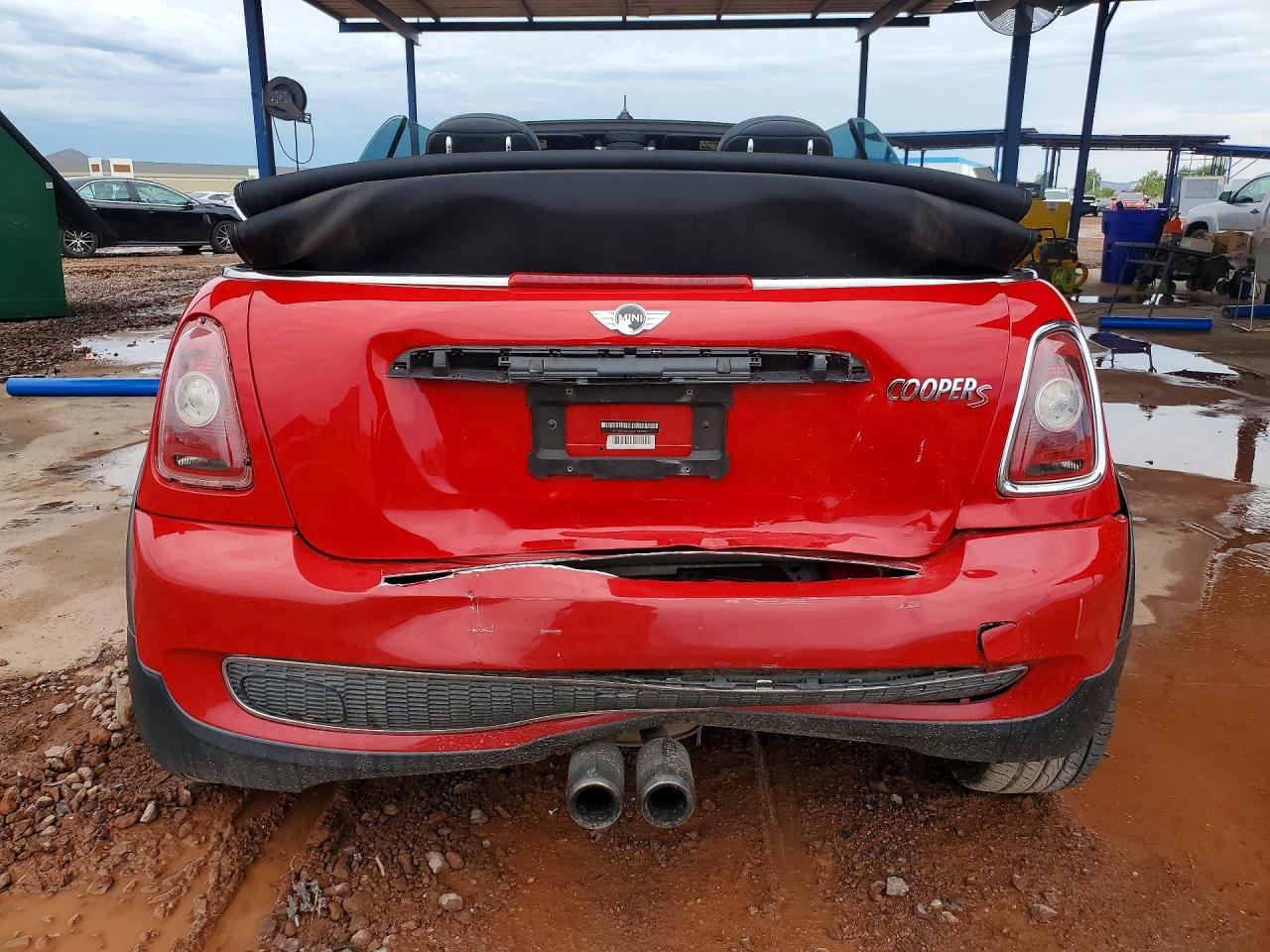 2010 Mini Cooper S Red vin: WMWMS3C54ATZ84965