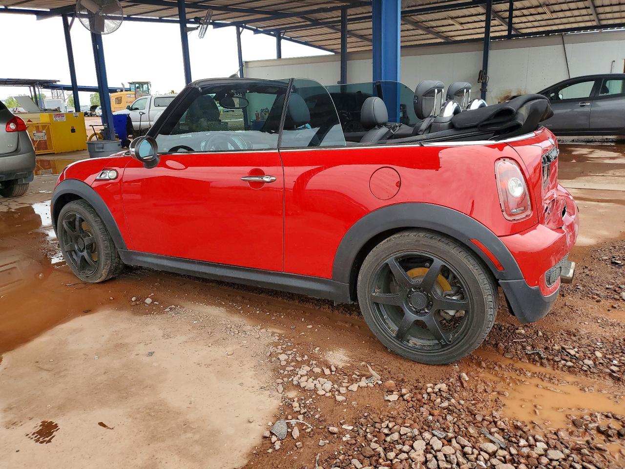 2010 Mini Cooper S Red vin: WMWMS3C54ATZ84965