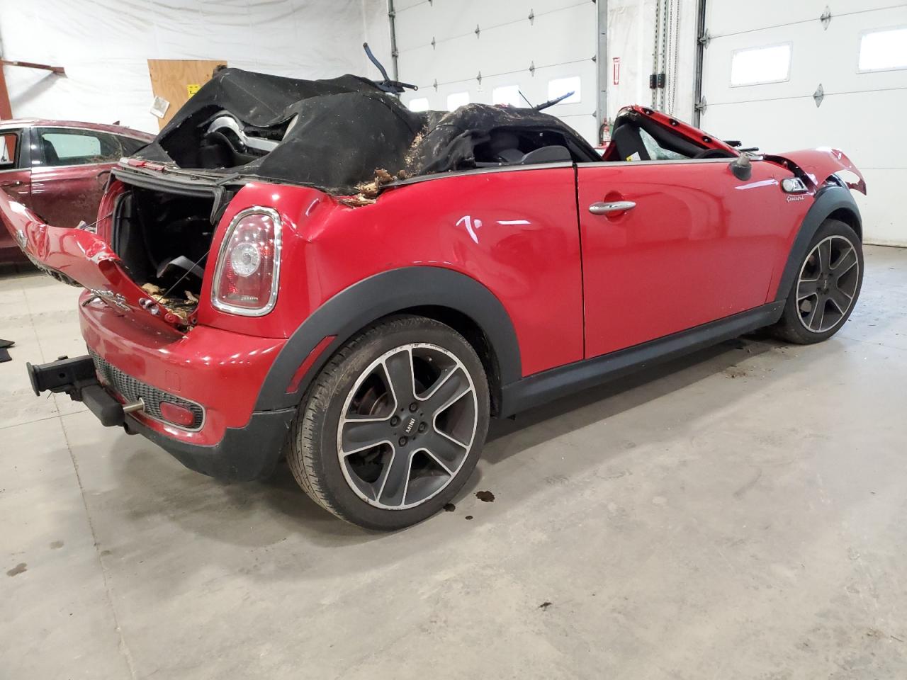 2010 Mini Cooper S Red vin: WMWMS3C56ATZ85132