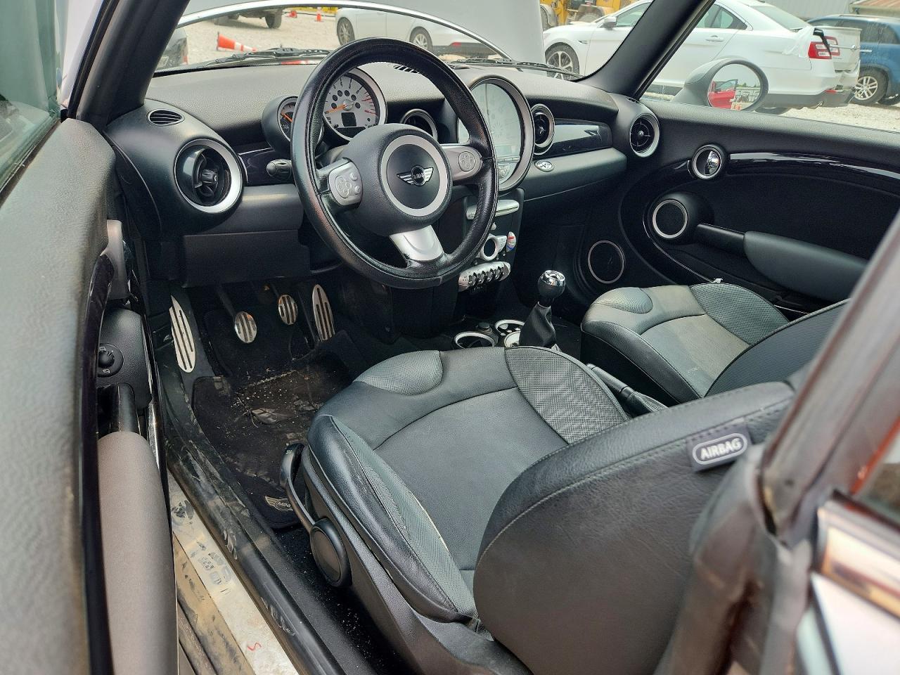 2010 Mini Cooper S Серый vin: WMWMS3C58ATY50623