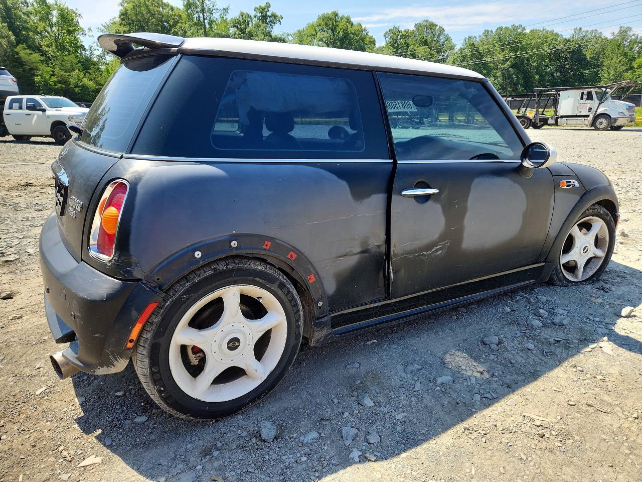 2004 Mini Cooper Черный vin: WMWRC33404TC55976