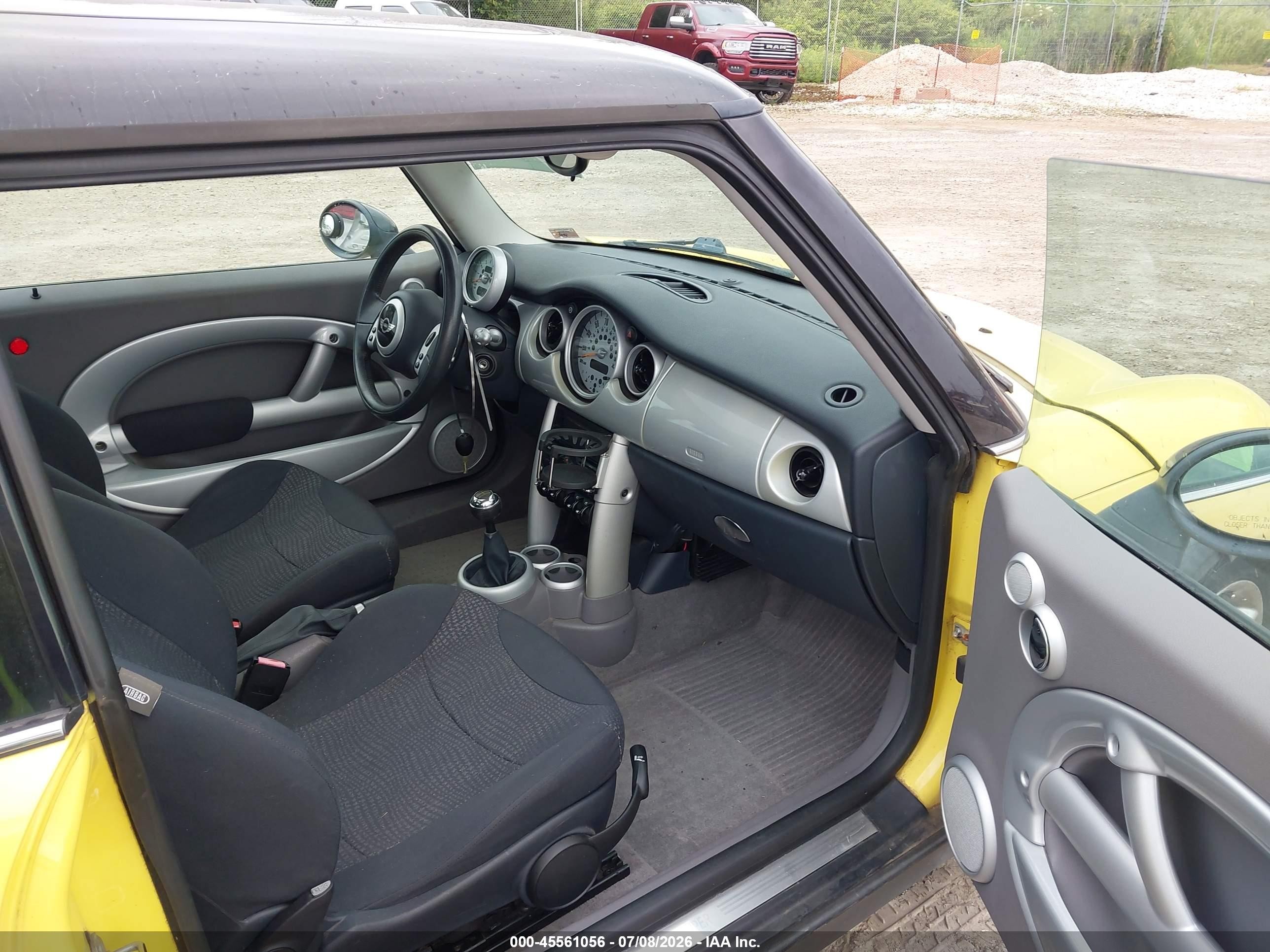 2003 Mini Cooper   Yellow vin: WMWRC33413TC45519