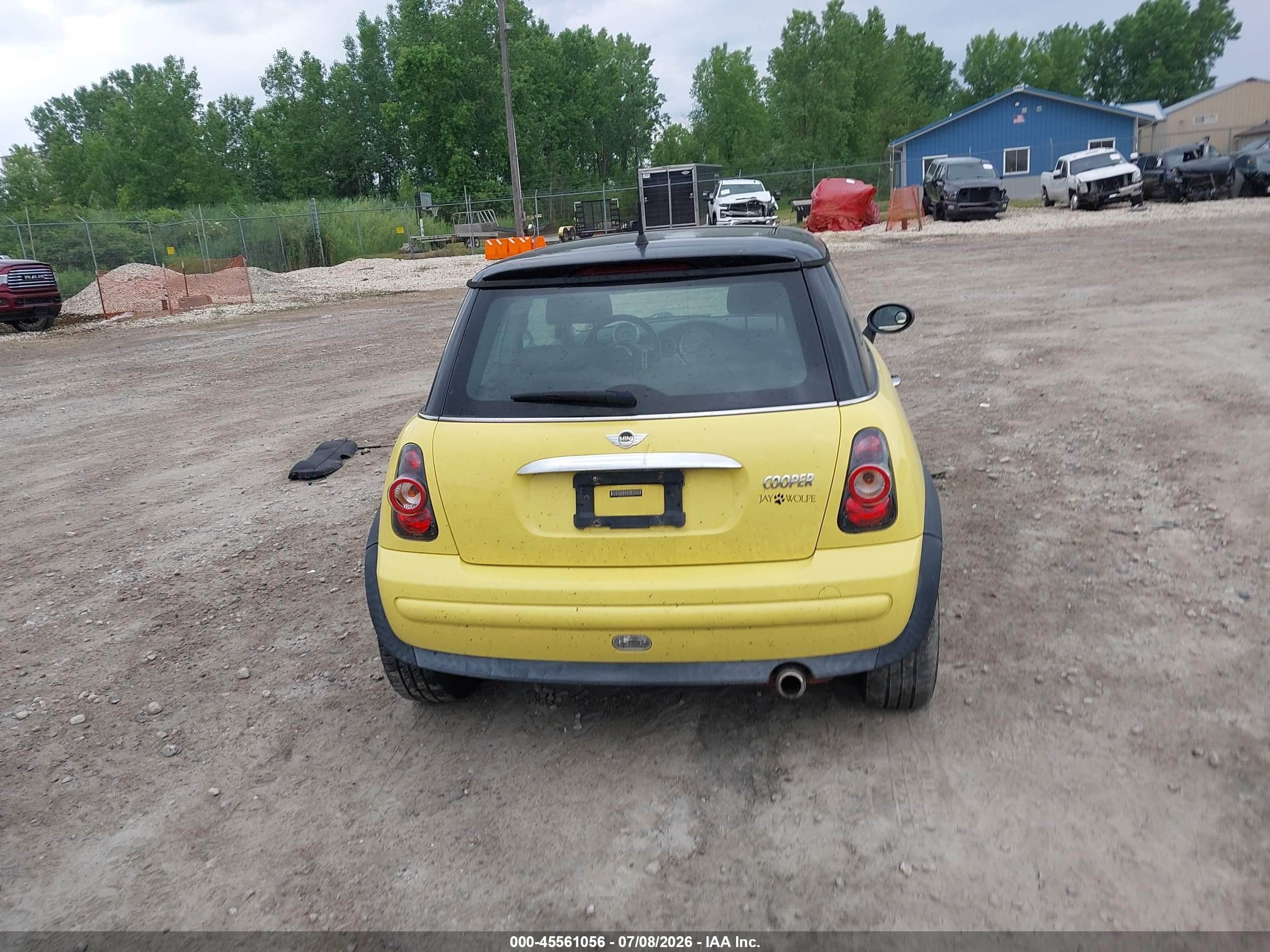 2003 Mini Cooper   Yellow vin: WMWRC33413TC45519