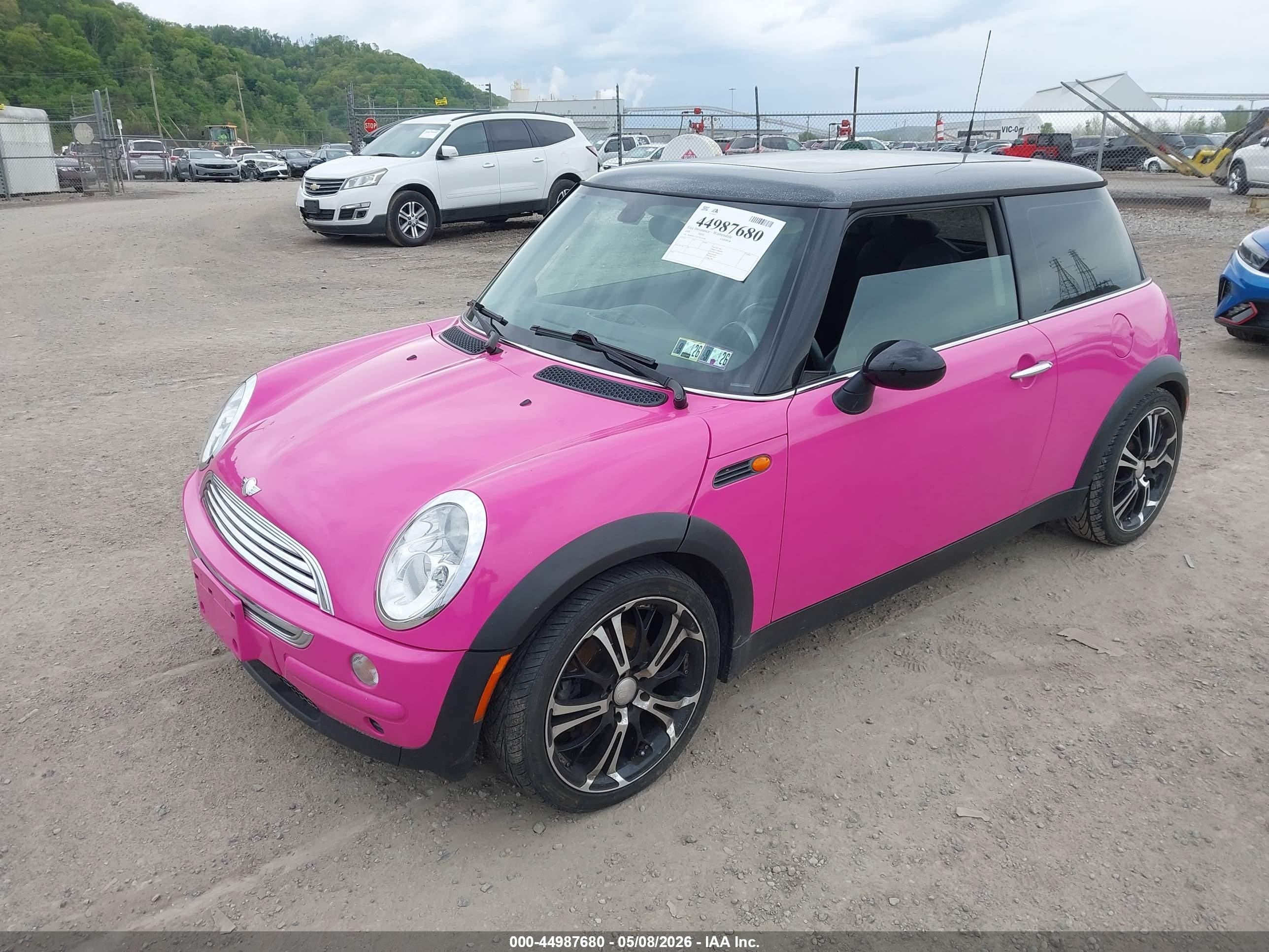2003 Mini Cooper   Розовый vin: WMWRC33413TE16706