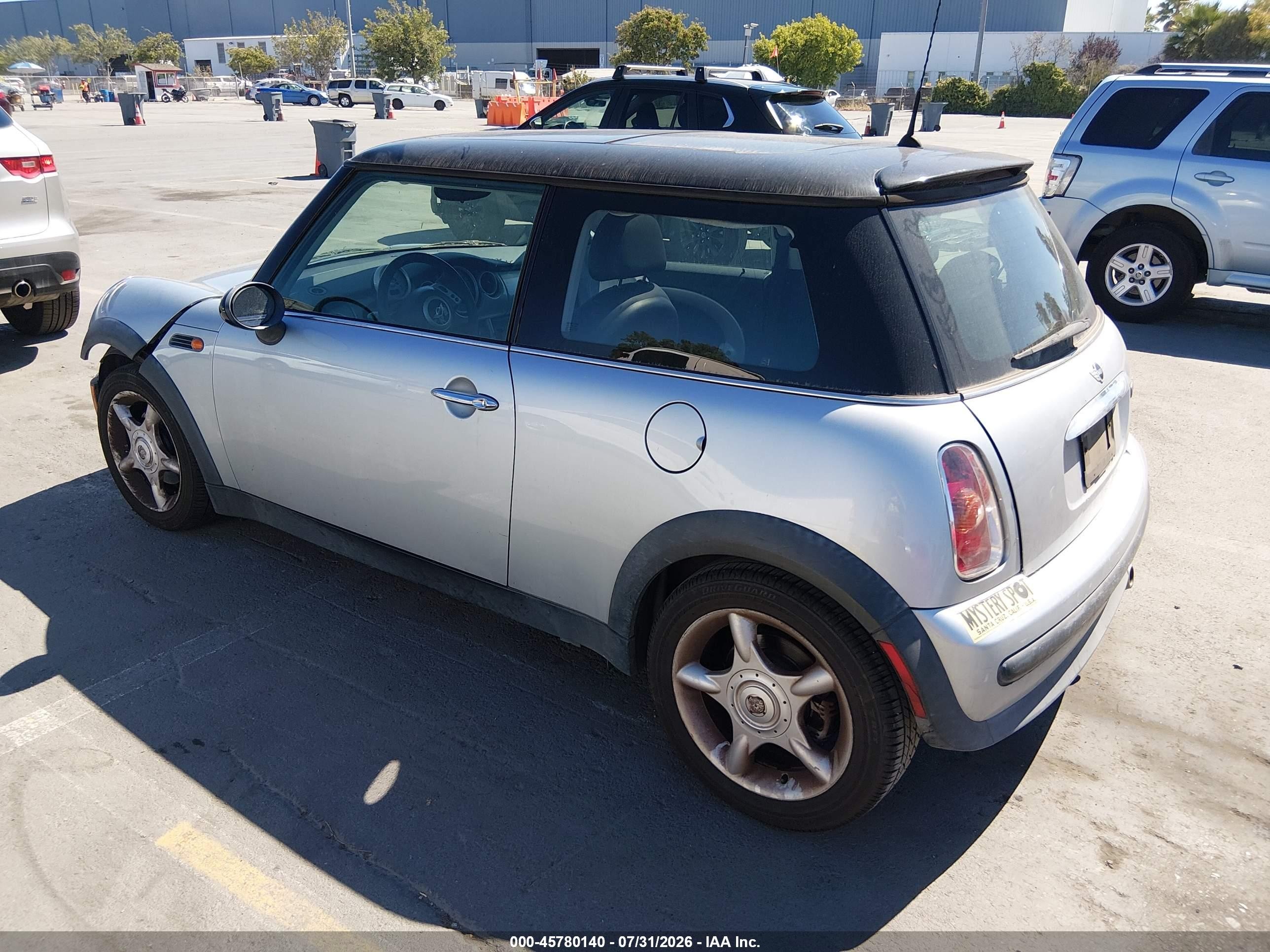 2003 Mini Cooper   Gray vin: WMWRC33423TJ50724