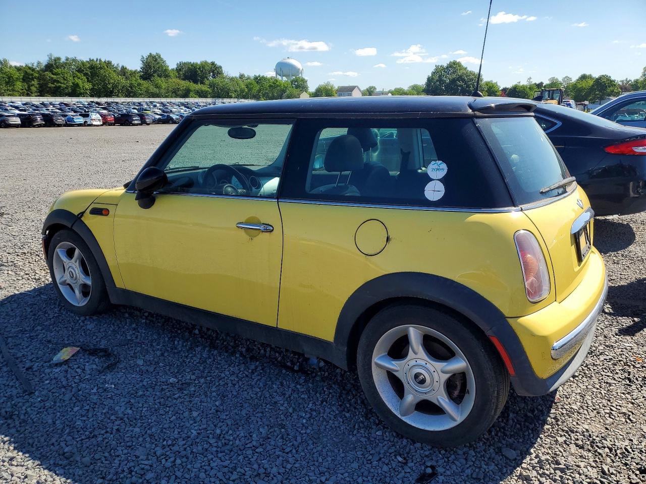 2004 Mini Cooper Yellow vin: WMWRC33424TJ59649