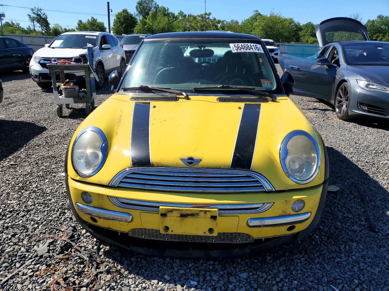 2004 Mini Cooper Yellow vin: WMWRC33424TJ59649