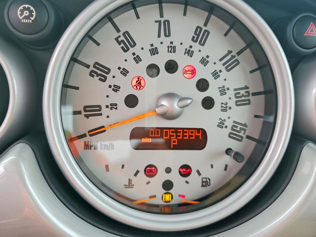2003 Mini Cooper Turquoise vin: WMWRC33433TE13306