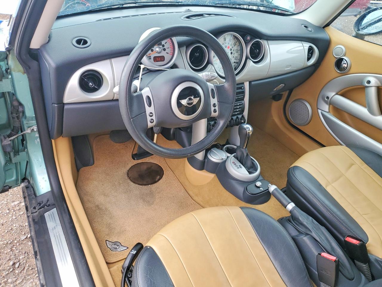 2003 Mini Cooper Turquoise vin: WMWRC33433TE13306